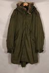 Early 1950s MEDIUM M51 Field Parka with coyote hood, used.