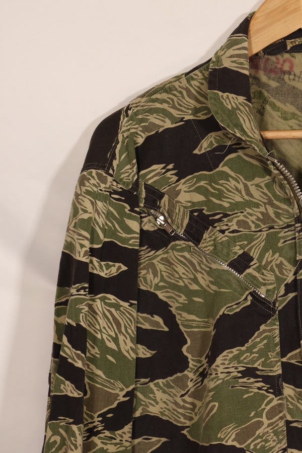 1960s 40L Okinawa Tiger Pattern Tiger Stripe Flight Suit Used