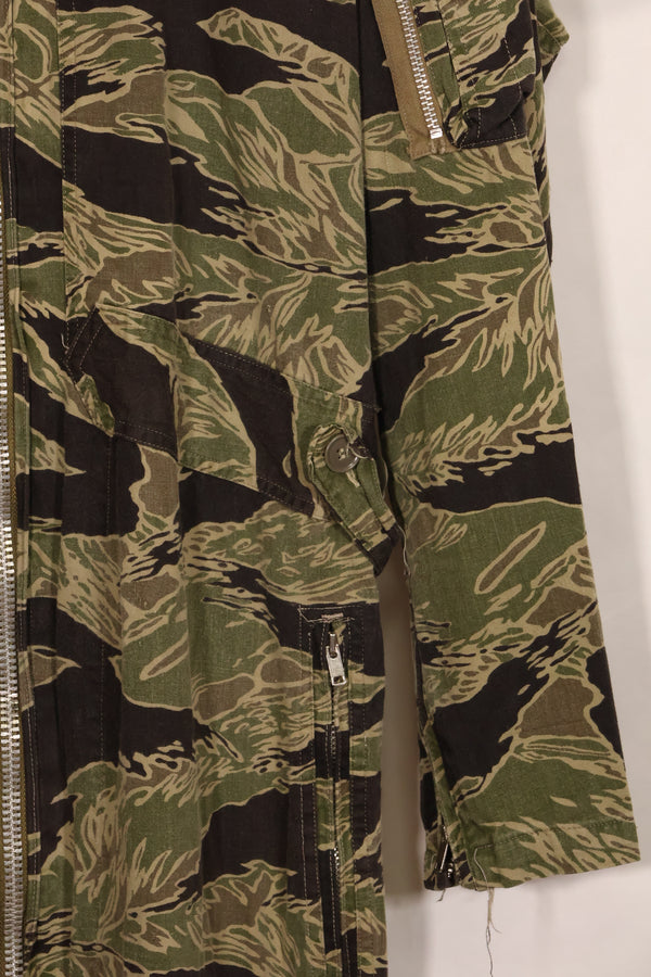 1960s 40L Okinawa Tiger Pattern Tiger Stripe Flight Suit Used