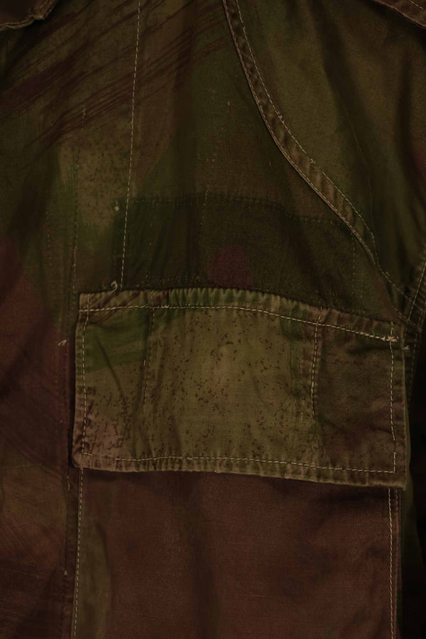 Real 1961 ARVN Windproof camouflage shirt, light fabric, missing buttons, rare.