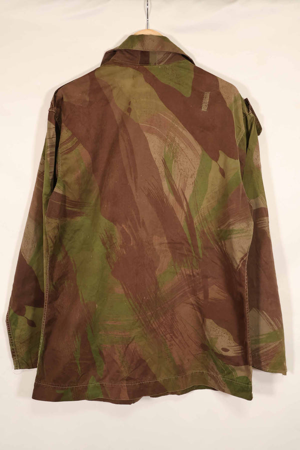 Real 1961 ARVN Windproof camouflage shirt, light fabric, missing buttons, rare.