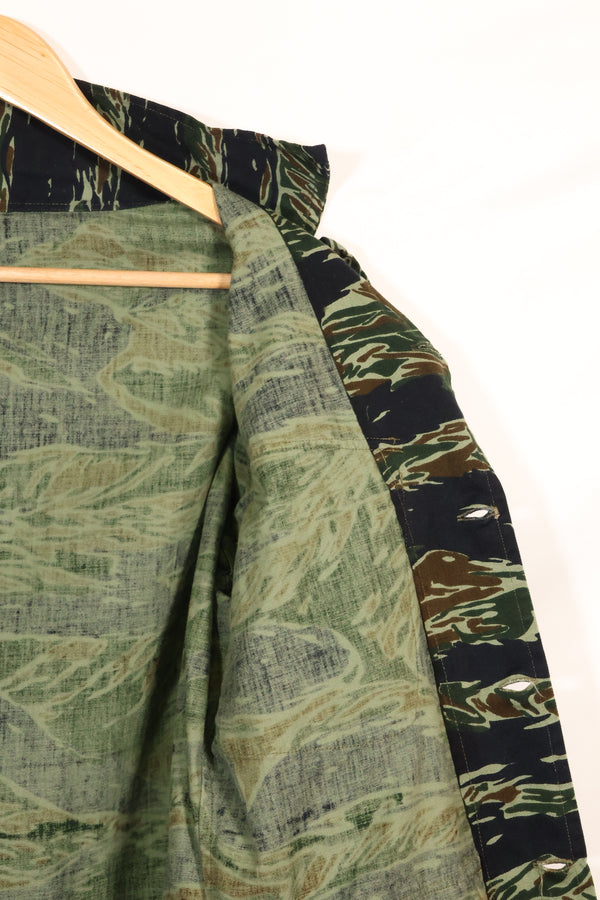 Estimated 1970s Silver Tiger Tiger Stripe Jacket Thai Tiger Used