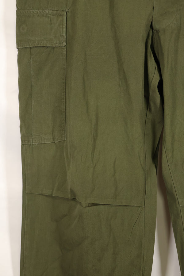 Circa 1967 L-R Non Rip 3rd Model Jungle Fatigue Pants, good condition, used.