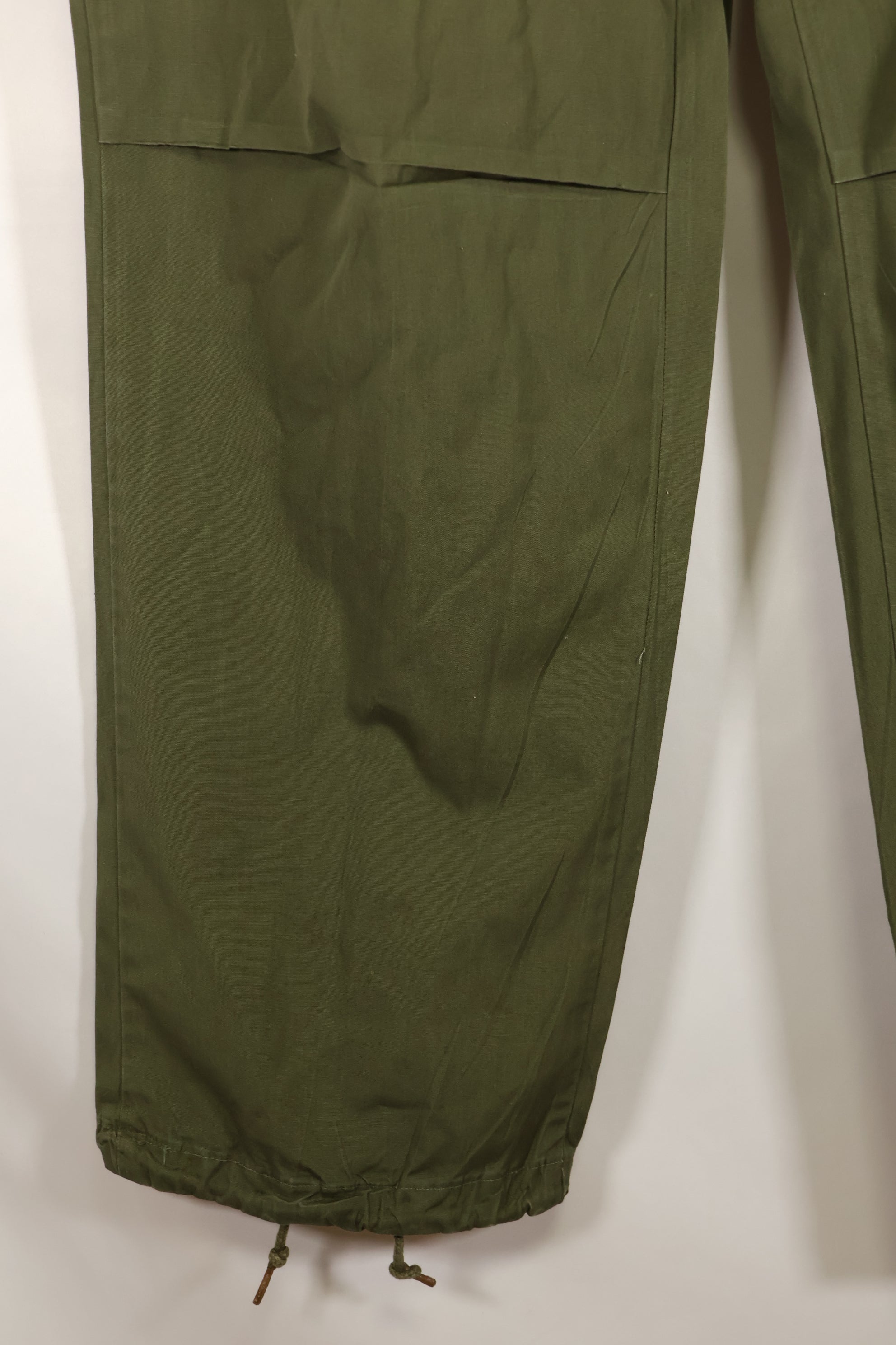 Circa 1967 L-R Non Rip 3rd Model Jungle Fatigue Pants, good condition, used.