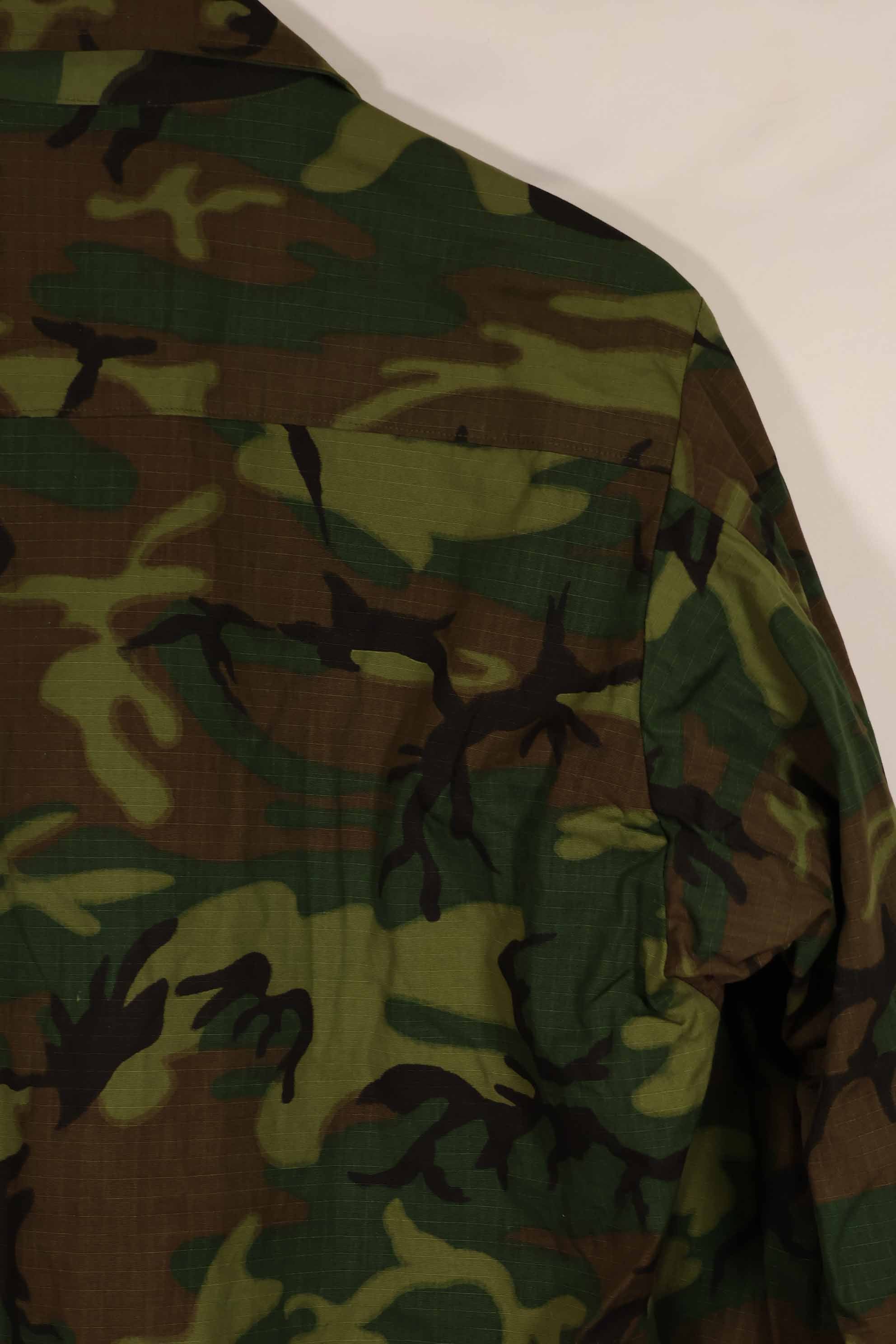 Real 1968 ERDL Camouflage Jungle Fatigue Jacket M-L Deadstock