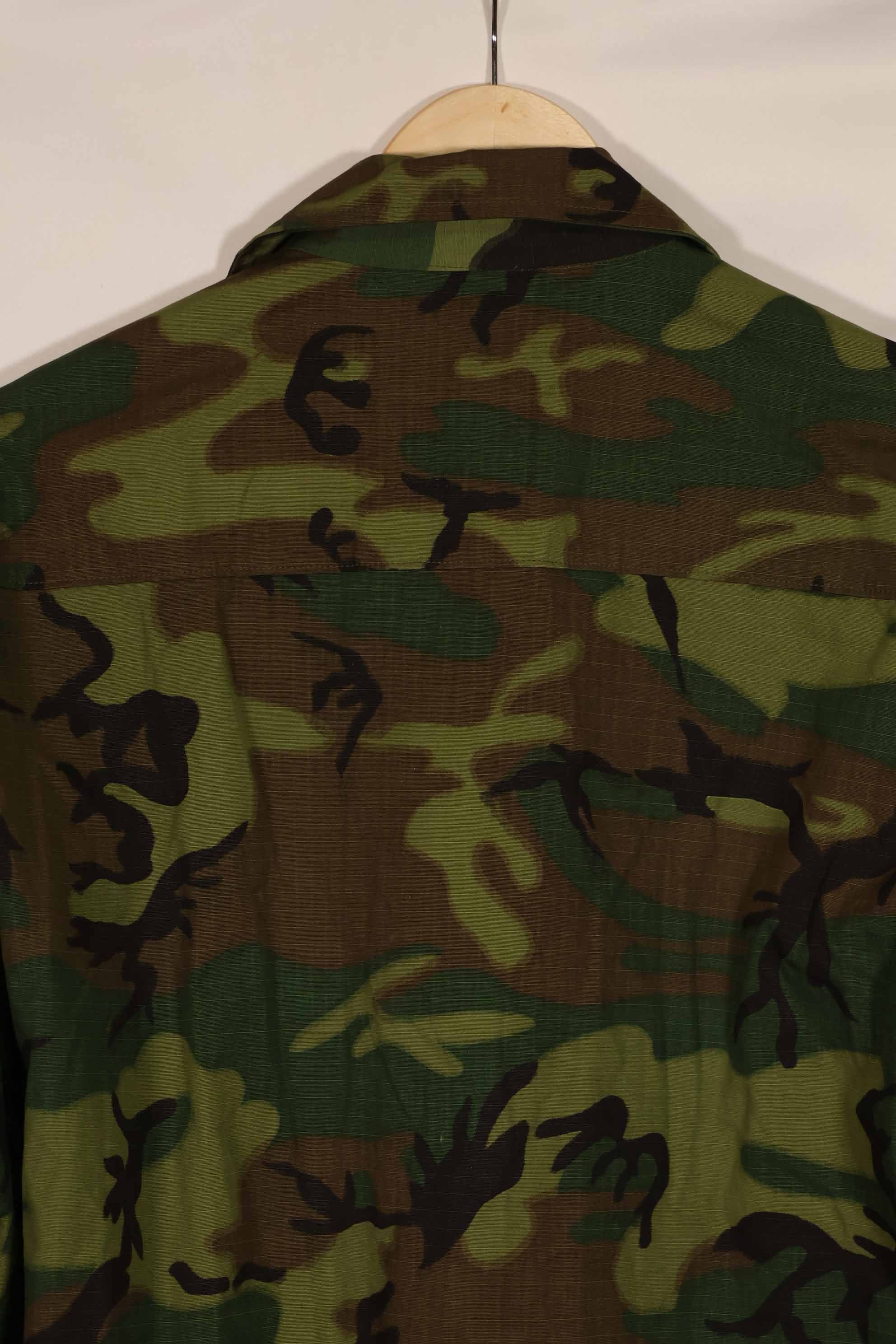 Real 1968 ERDL Camouflage Jungle Fatigue Jacket M-L Deadstock