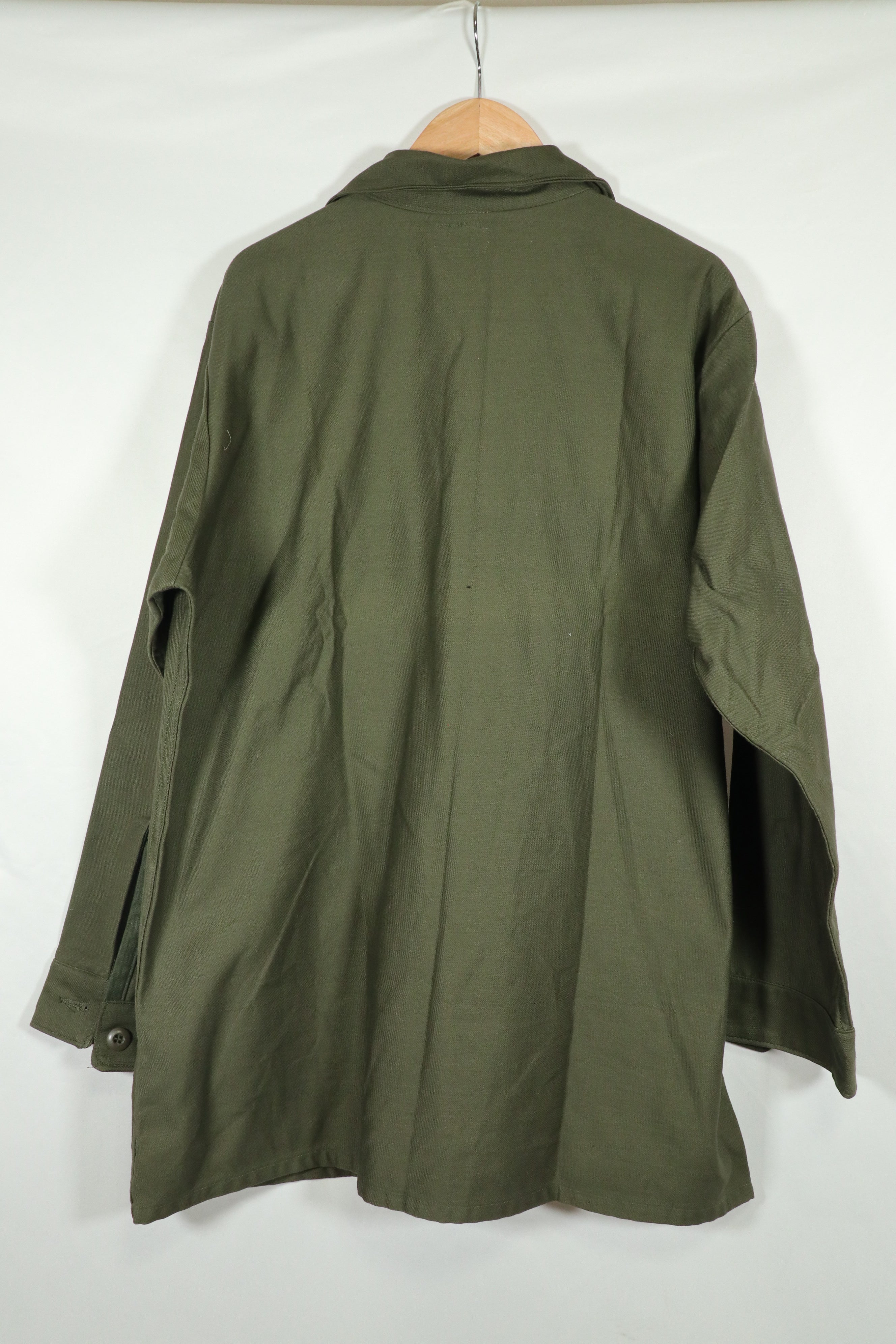Actual 1974 OG-107 utility shirt, deadstock, 161/2 32, large size.
