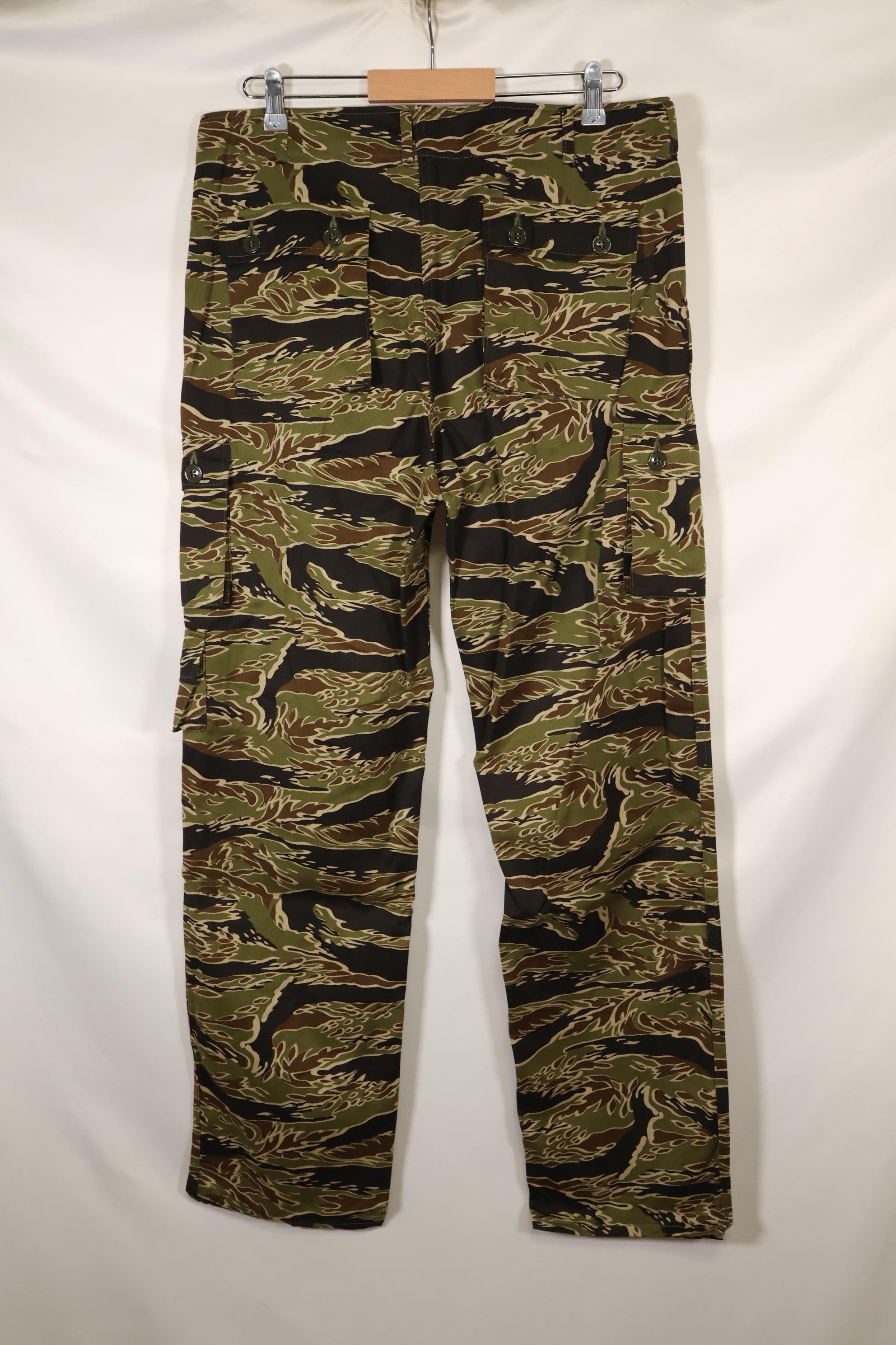 2024 US-XL MILITARIA 1911 Early Gold Tiger US Cut Pants Sample Used