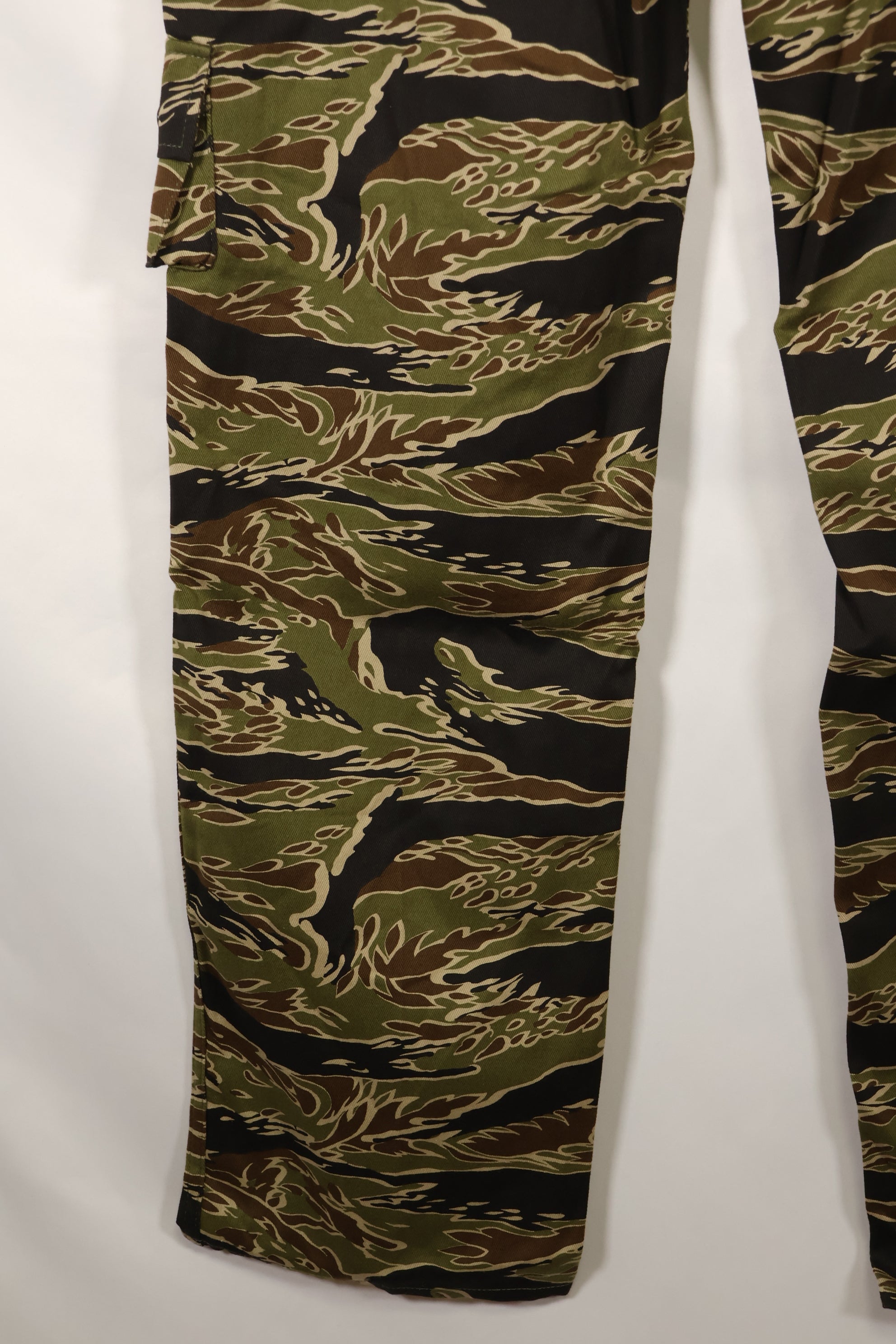2024 US-XL MILITARIA 1911 Early Gold Tiger US Cut Pants Sample Used