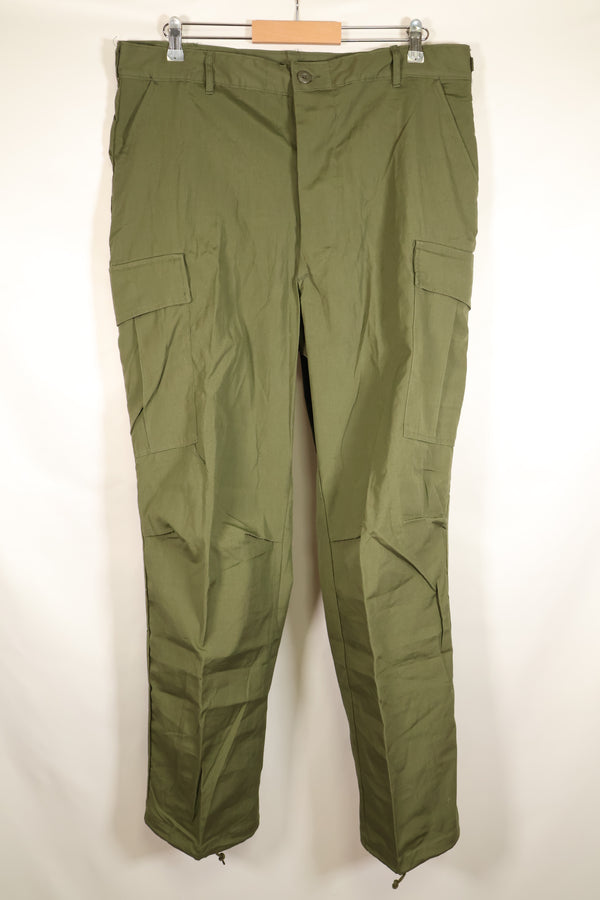 1967 Contract, Deadstock, L-R, 3rd Model Jungle Fatigue Pants, Good Condition, NOS