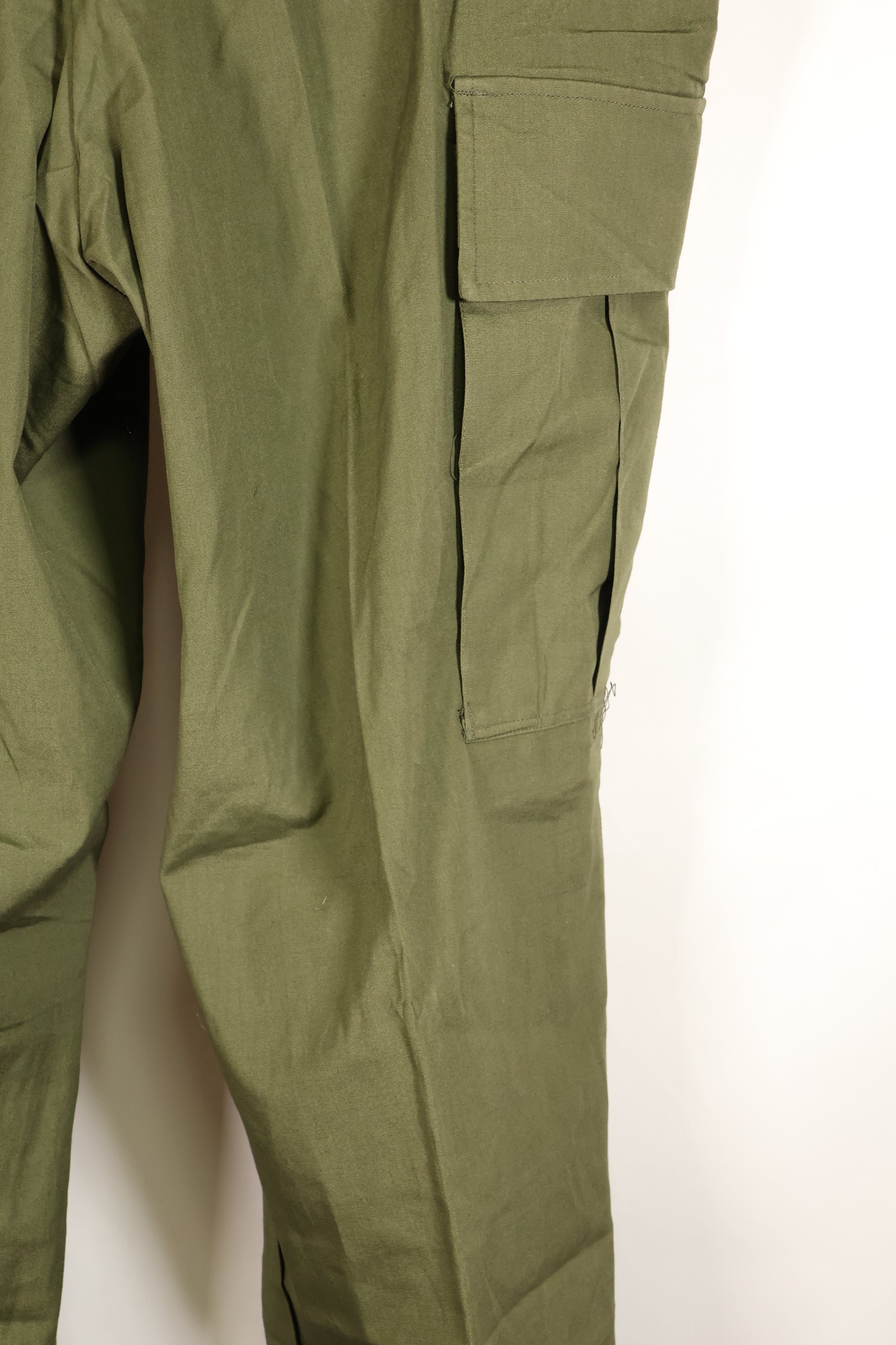 1967 Contract, Deadstock, L-R, 3rd Model Jungle Fatigue Pants, Good Condition, NOS