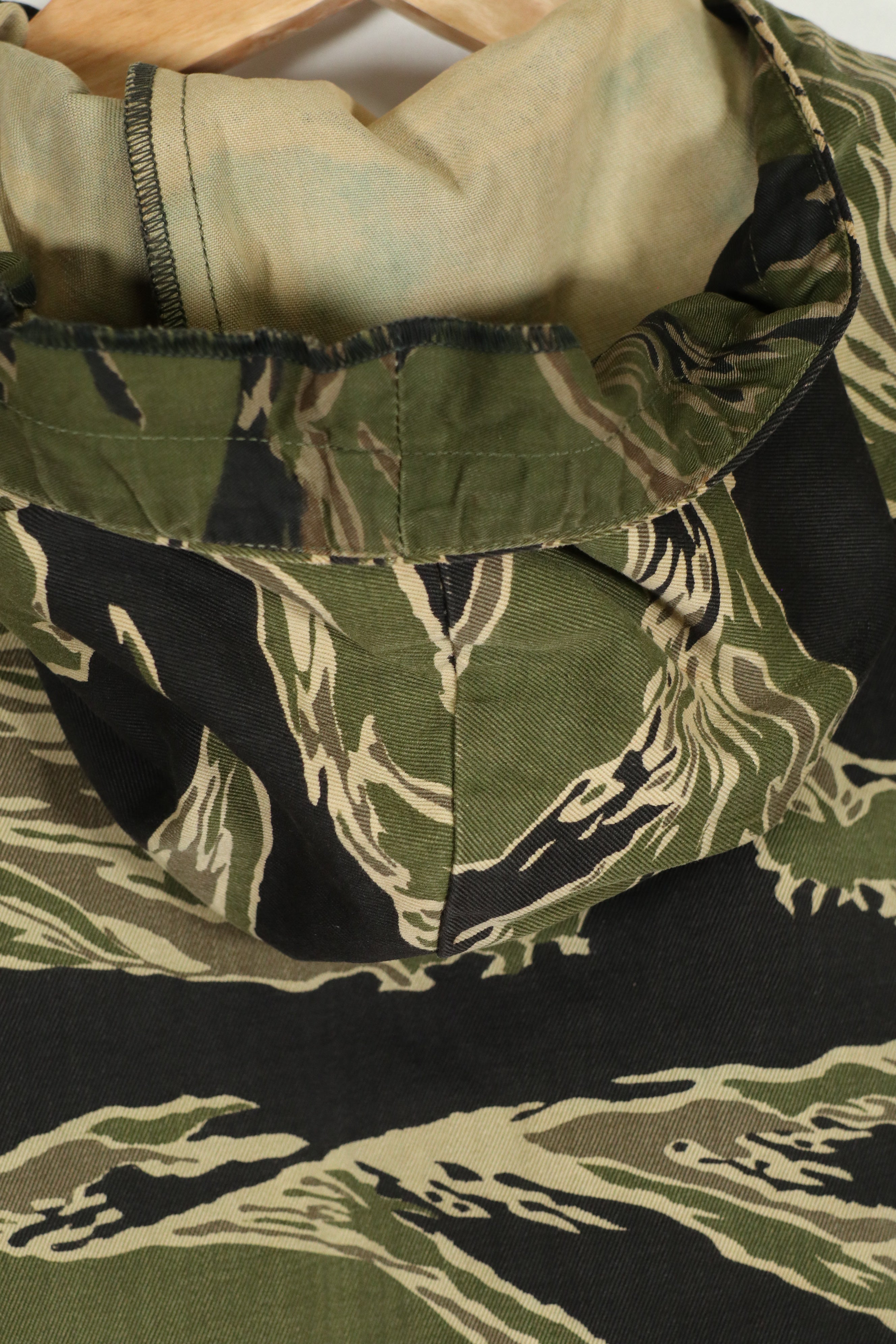 Real Fabric Postwar Sewing Okinawa Tiger Pattern Tiger Stripe Hoodie Used