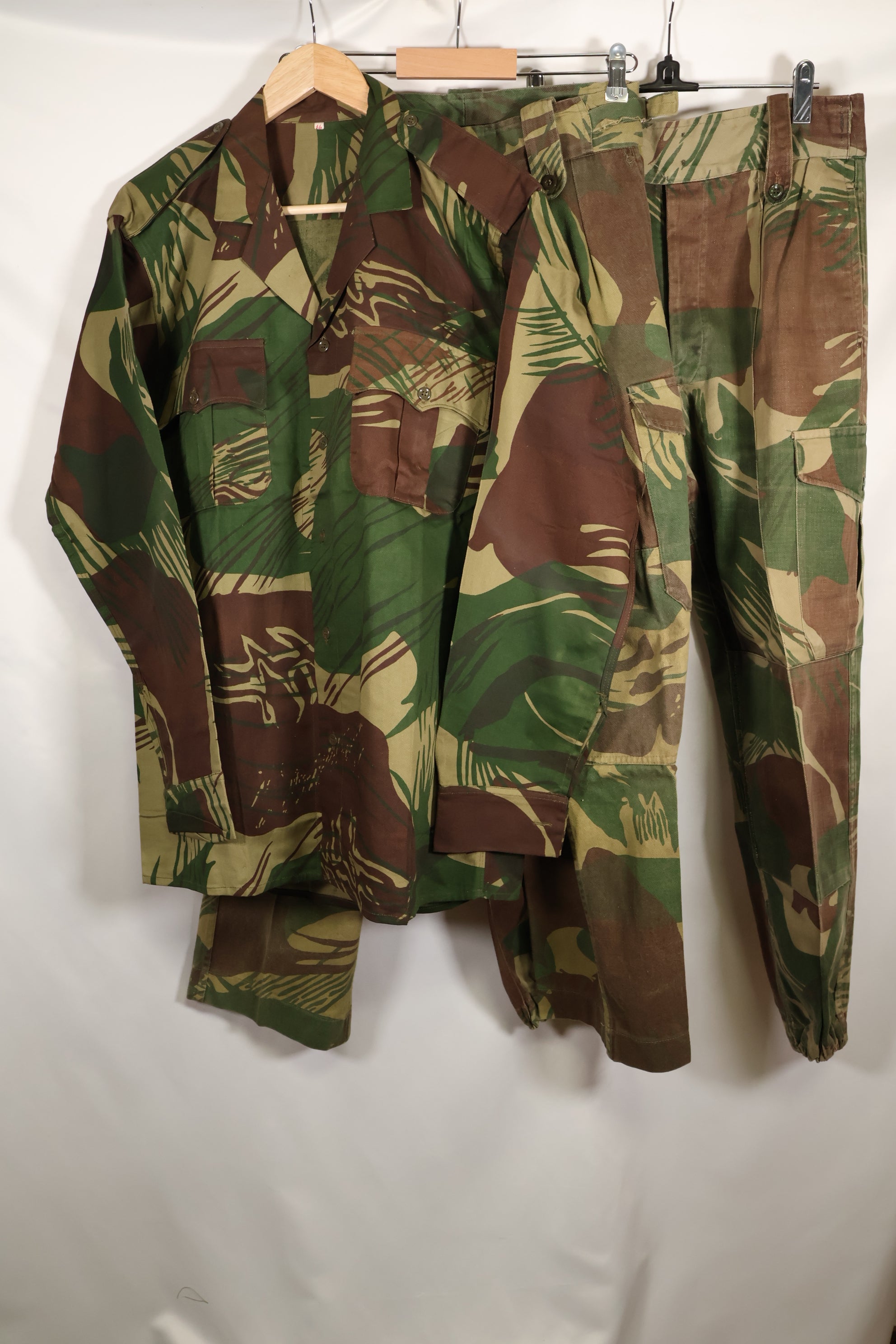 1970s Rhodesian Army Rhodesian camouflage shirt pants set, used.