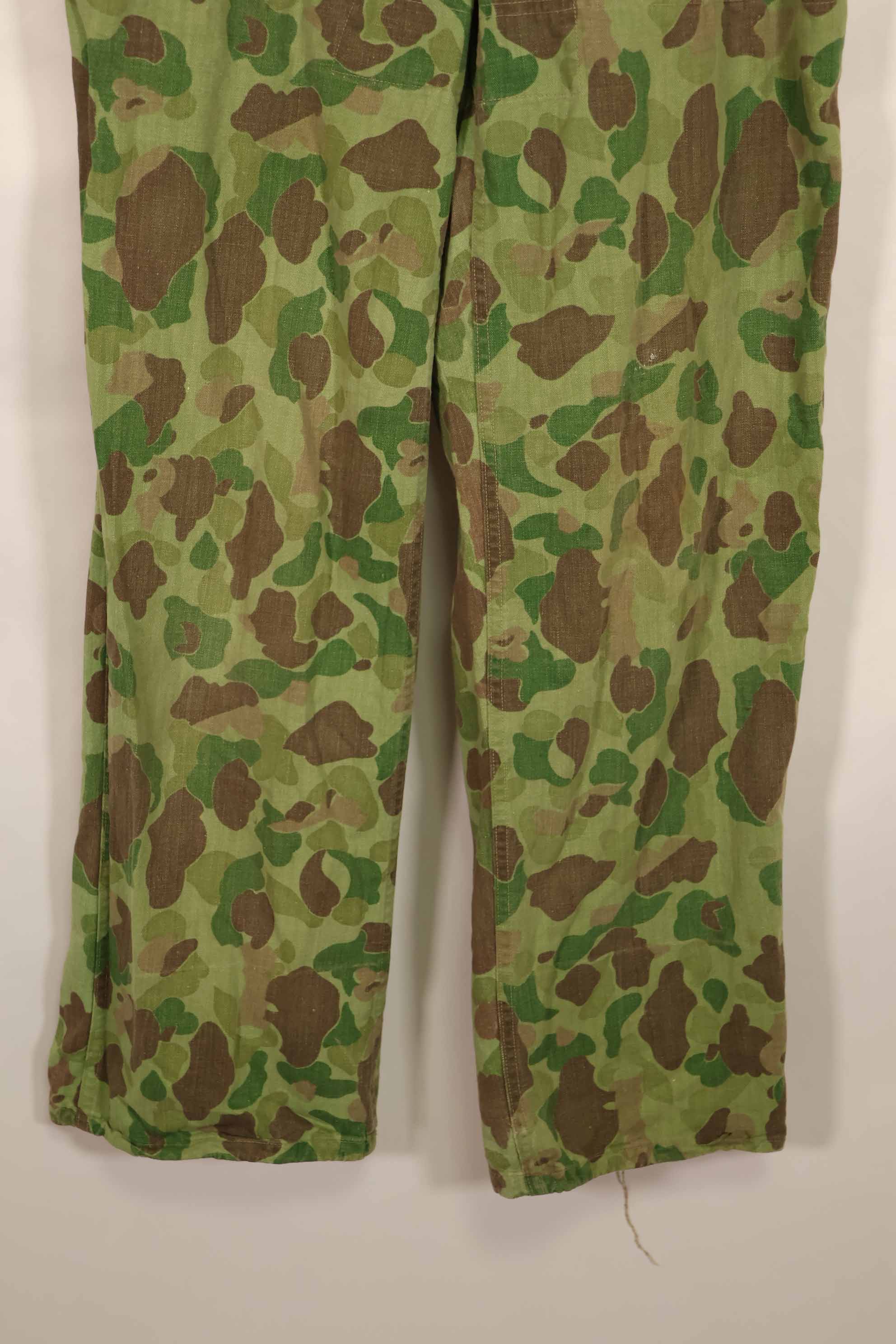 Real 1940s WWII U.S. Marine Corps P44 grogskin camouflage pants, used.