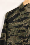1960s US-M Silver Tiger Tiger Stripe shirt, little worn, good condition, used.