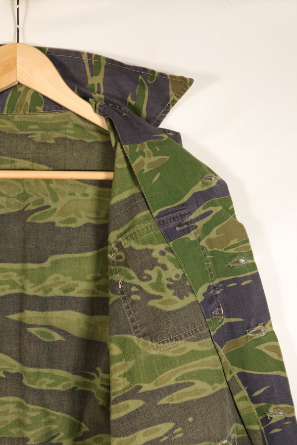 Authentic Fabric, Postwar Sewn, South Vietnamese Marine Corps (VNMC), 5th Pattern, Tiger Stripe Shirt, Used