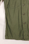 1967 Contract Snoopy Patch US Navy USN OG-107 Utility Shirt Used A