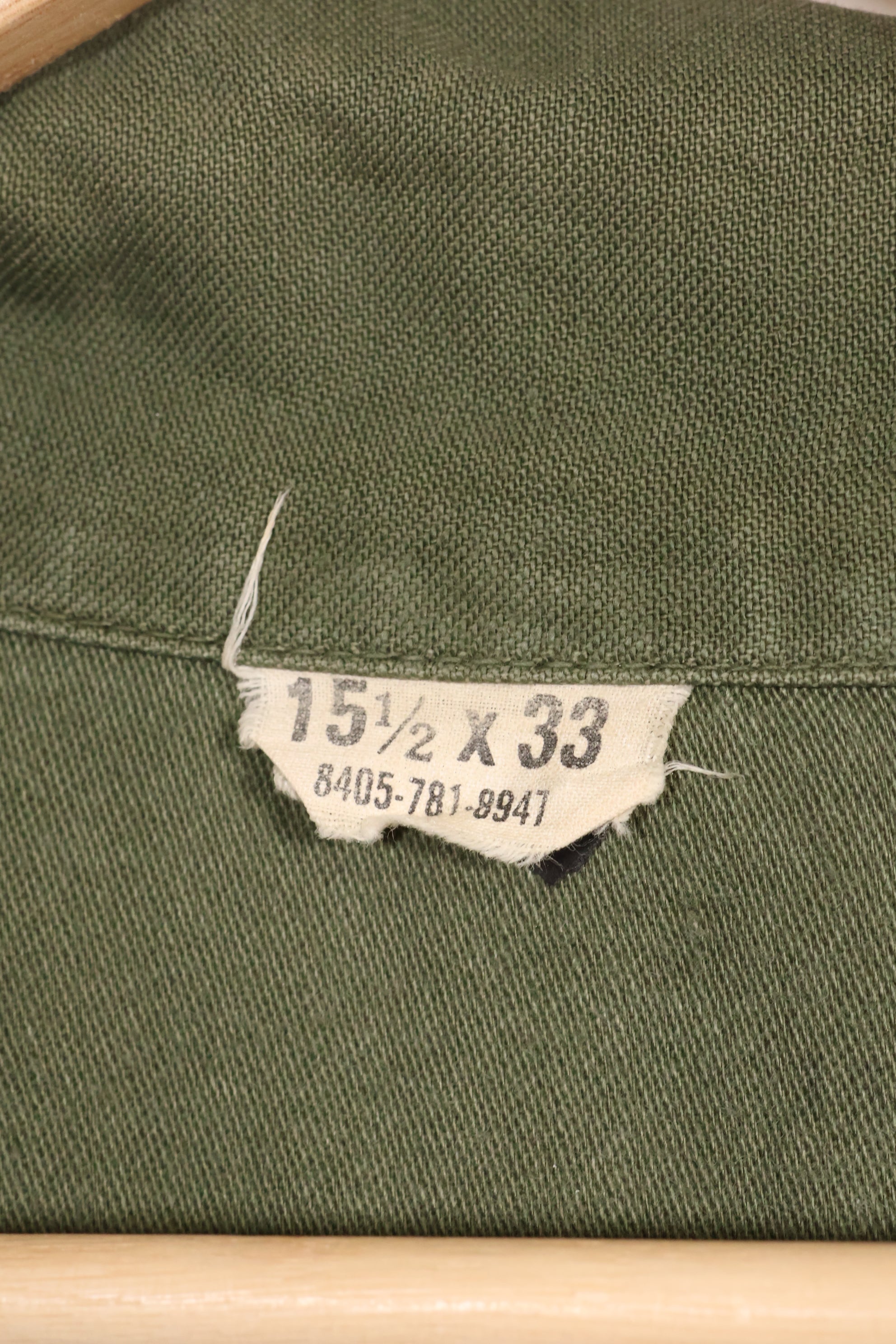 1967 Contract Snoopy Patch US Navy USN OG-107 Utility Shirt Used A