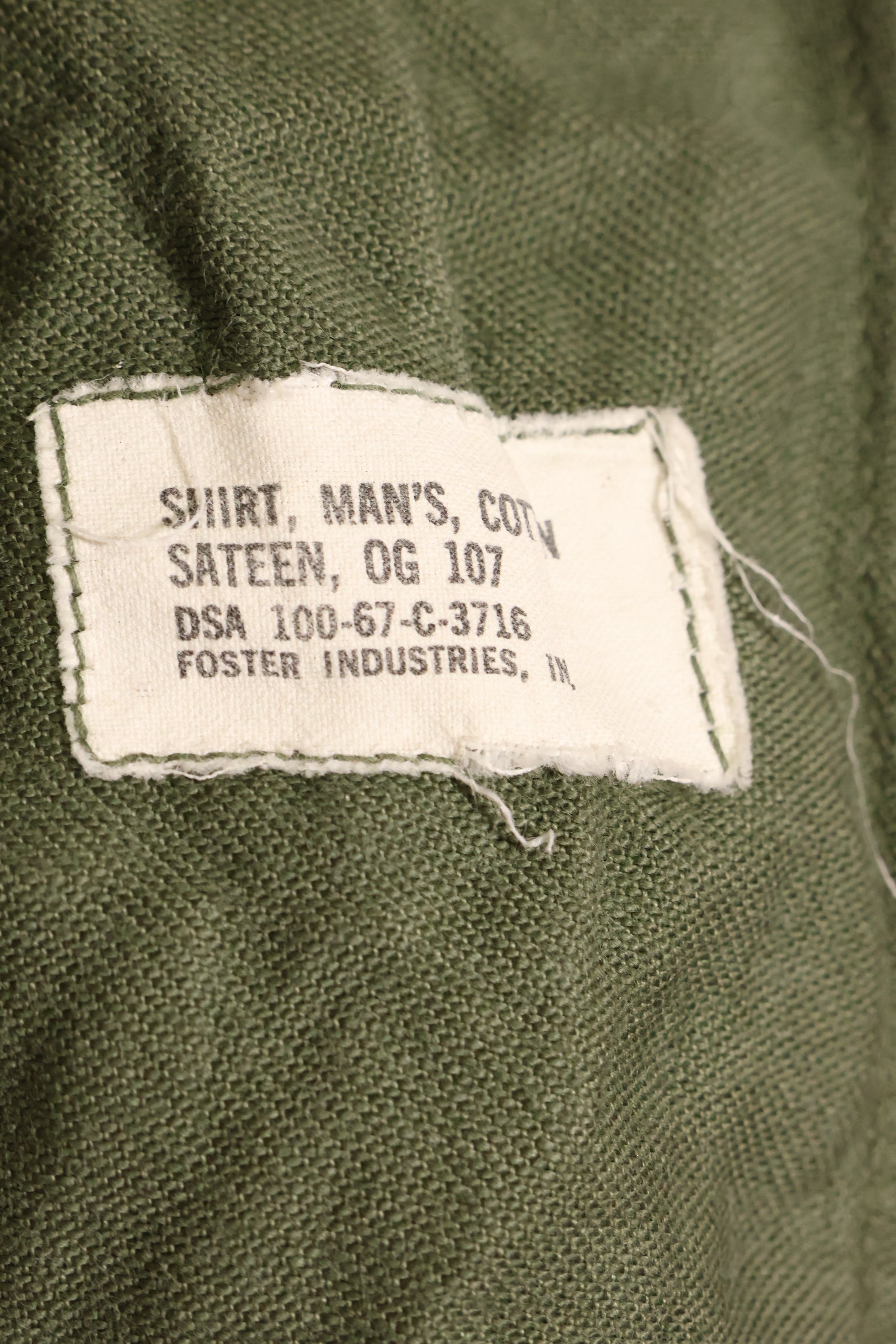 1967 Contract Snoopy Patch US Navy USN OG-107 Utility Shirt Used A