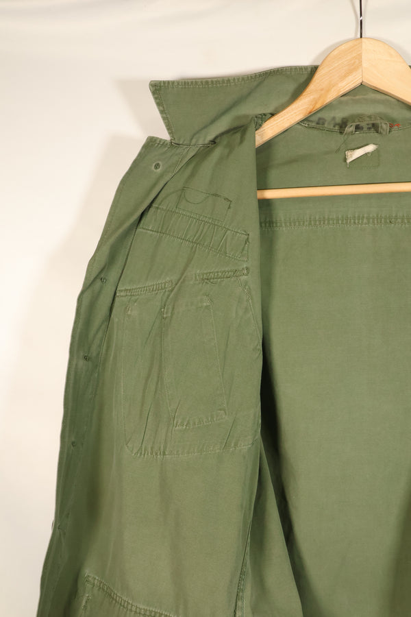Estimated Contract Year: 1966–67 | S-R | 3rd Model Jungle Fatigue Jacket | Green Beret | Used