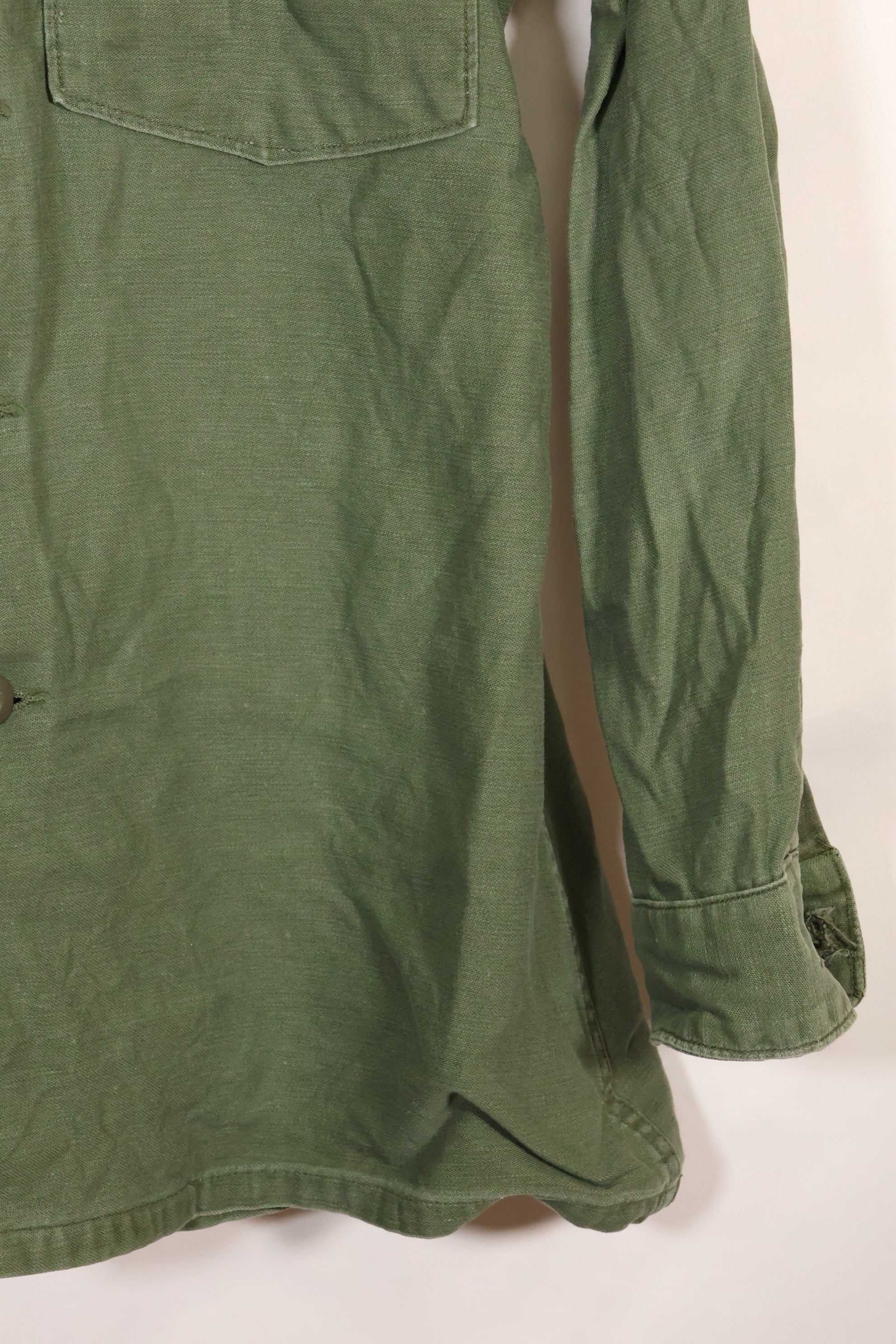 1960s-70s OG-107 Utility Shirt US Army 173rd Airborne Brigade Soldier Used