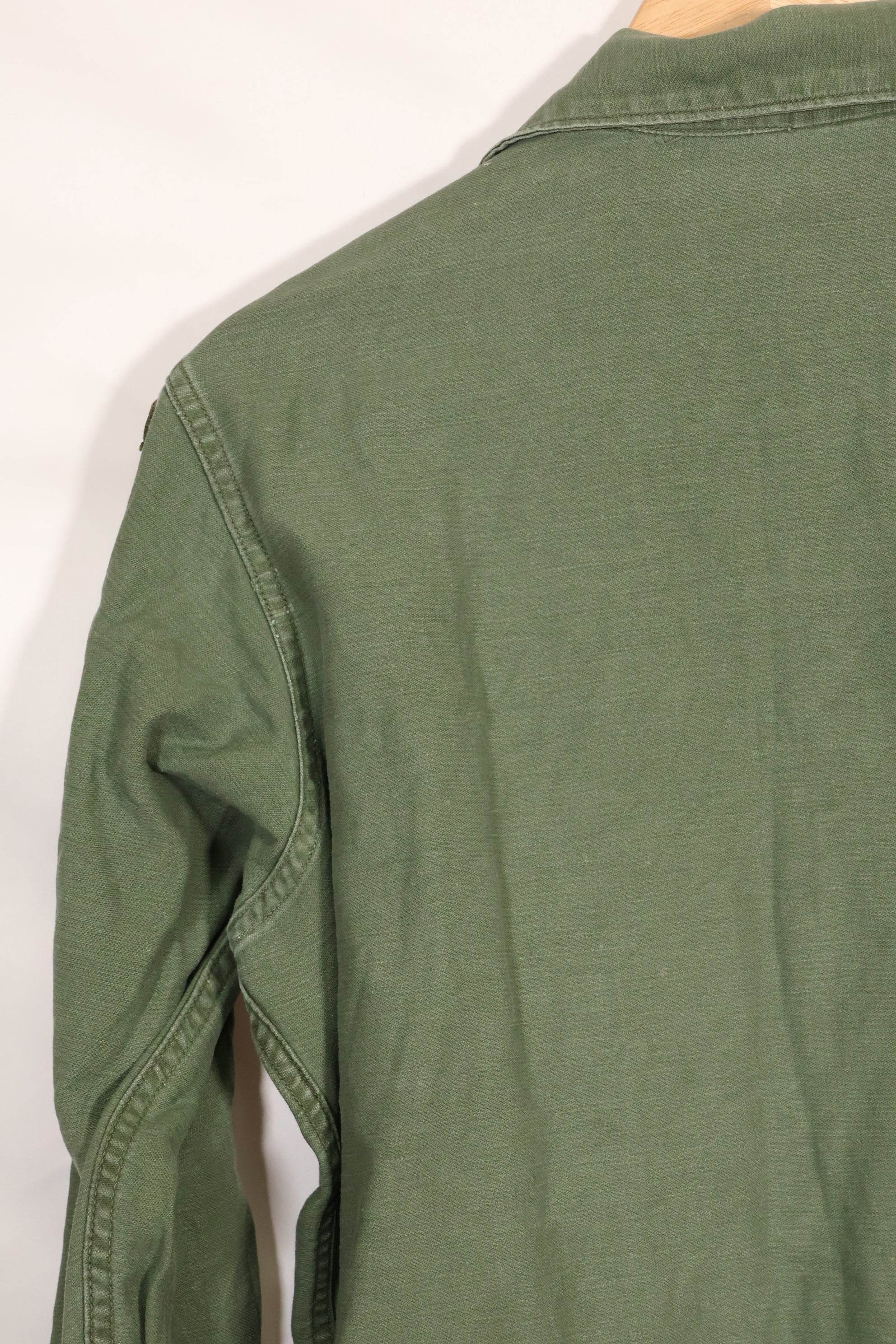 1960s-70s OG-107 Utility Shirt US Army 173rd Airborne Brigade Soldier Used