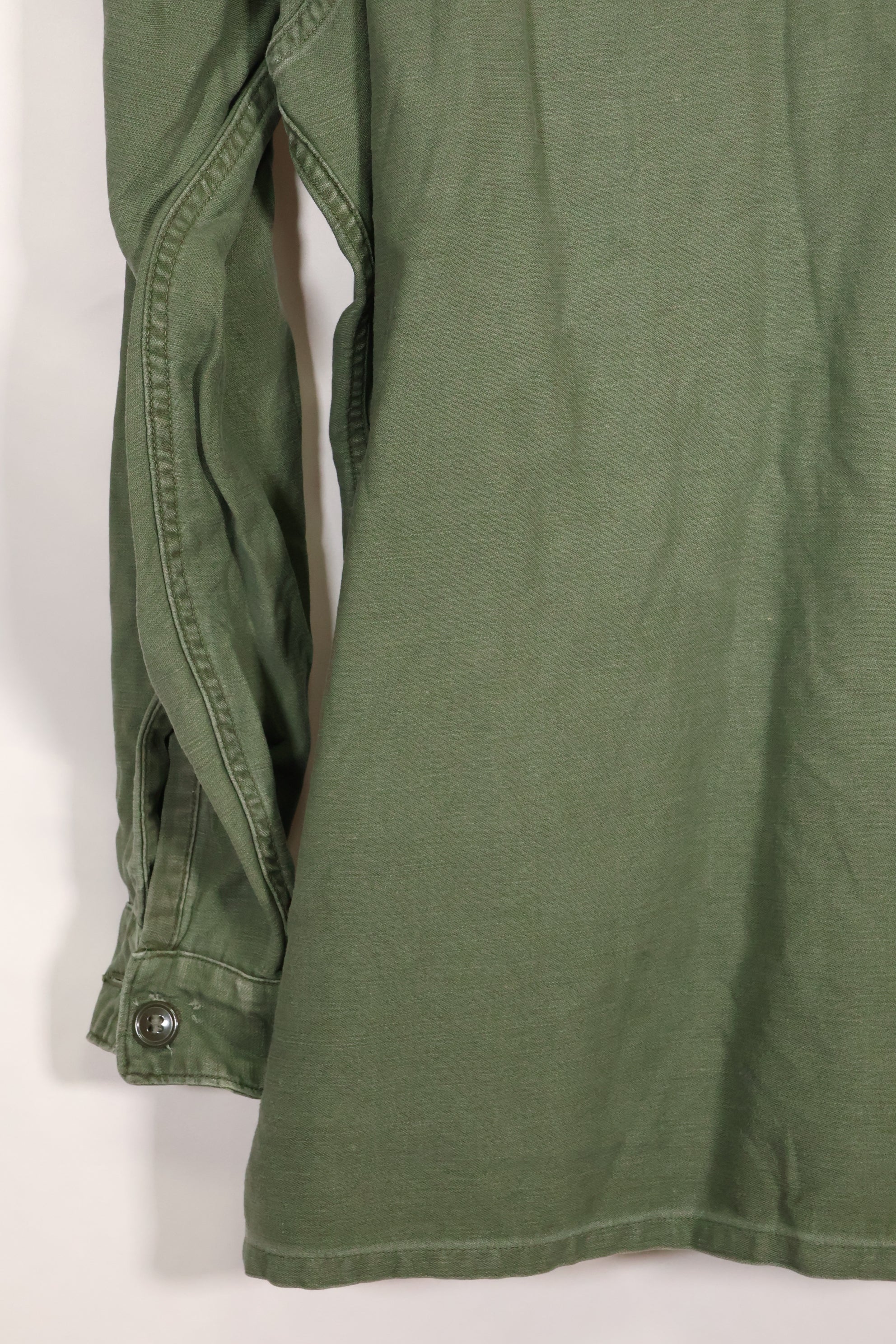 1960s-70s OG-107 Utility Shirt US Army 173rd Airborne Brigade Soldier Used