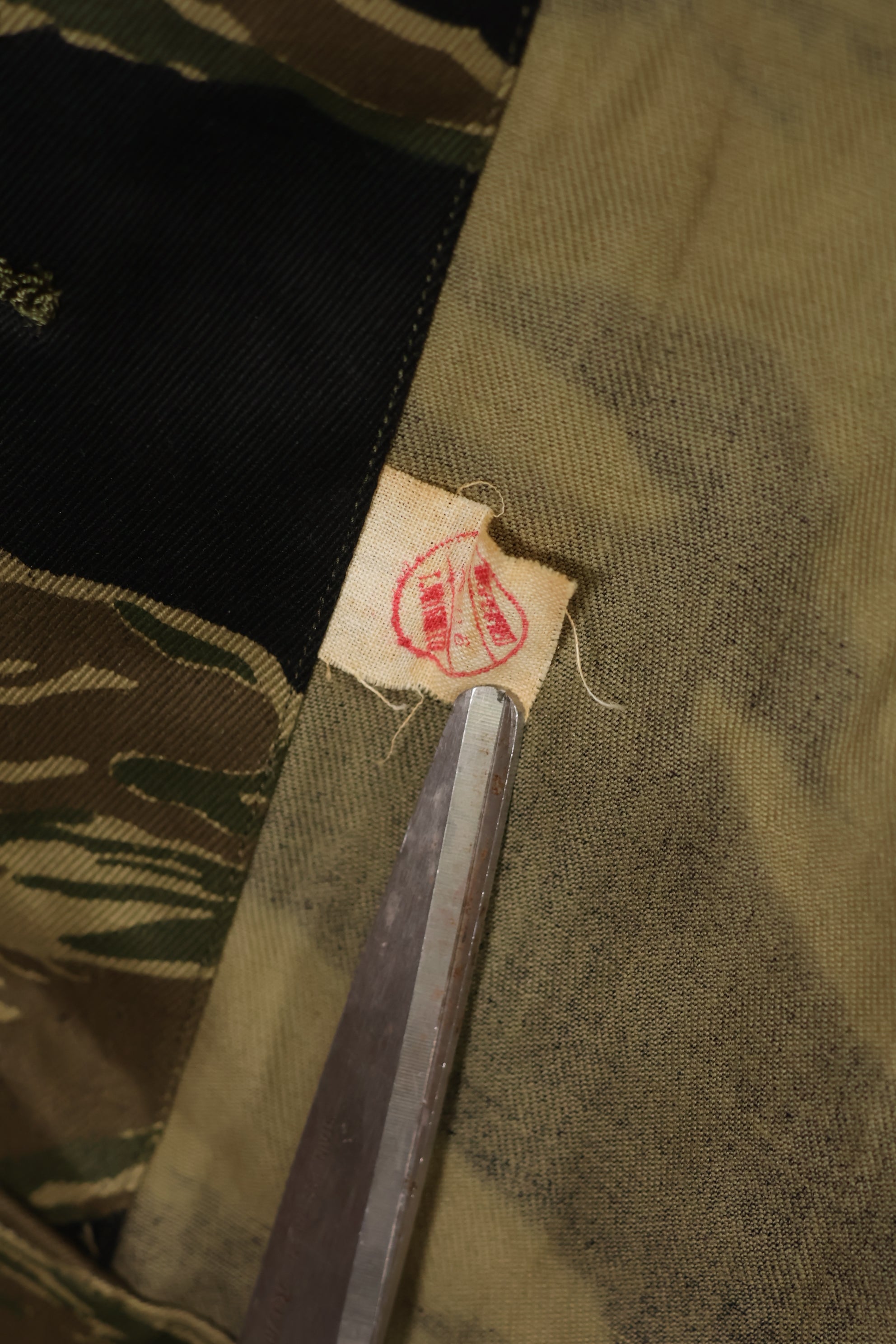 Dead stock Okinawa Tiger Tiger stripe US cut shirt US-S with Okinawa Inspected Stamp A