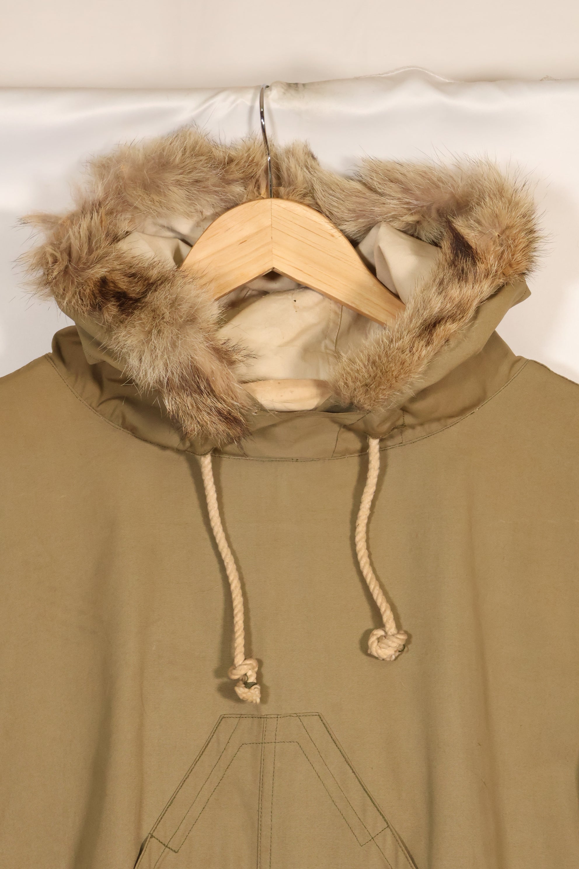 1940's Deadstock U.S. Army M1942 Snow Parka with original size tag, never used.