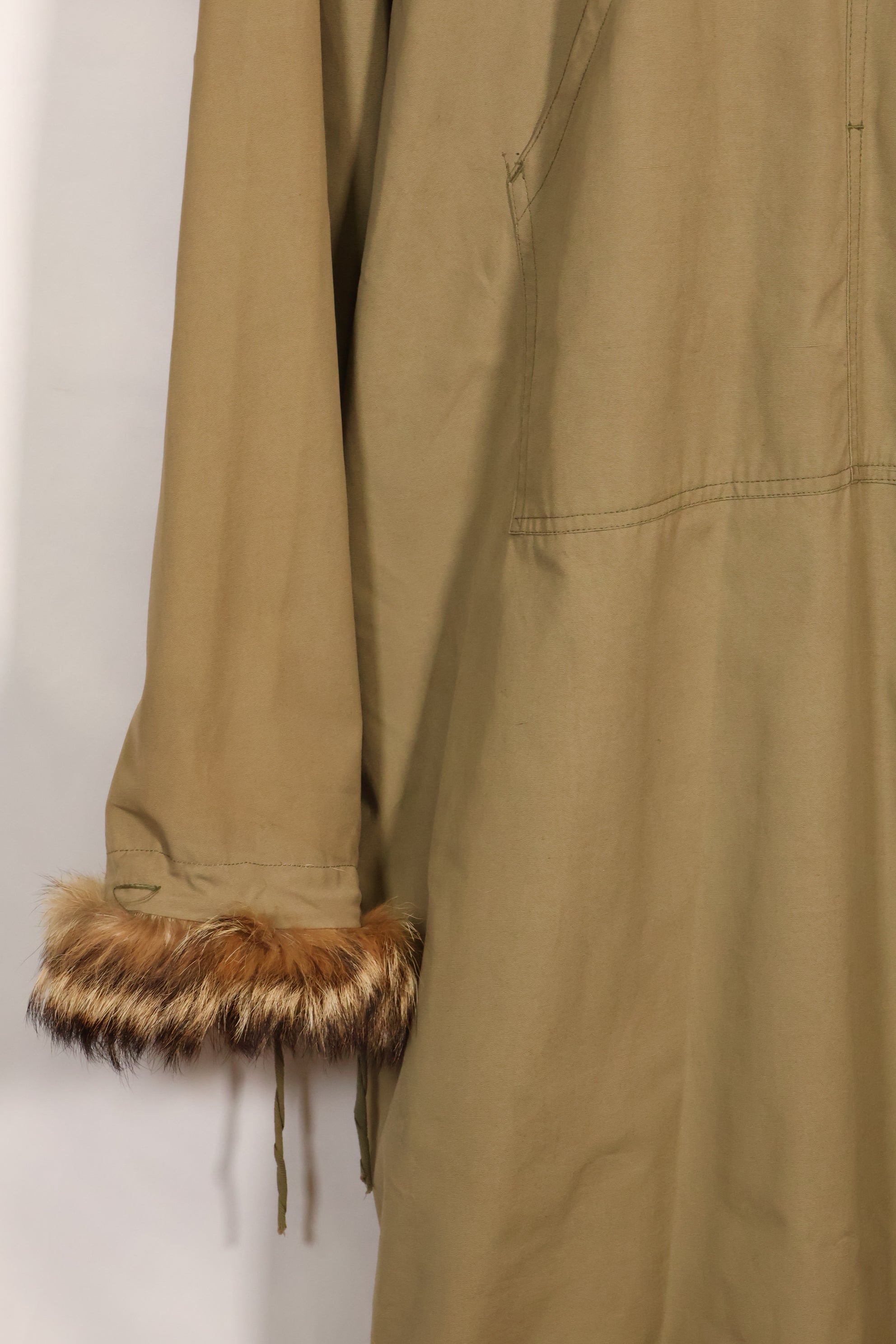 1940's Deadstock U.S. Army M1942 Snow Parka with original size tag, never used.