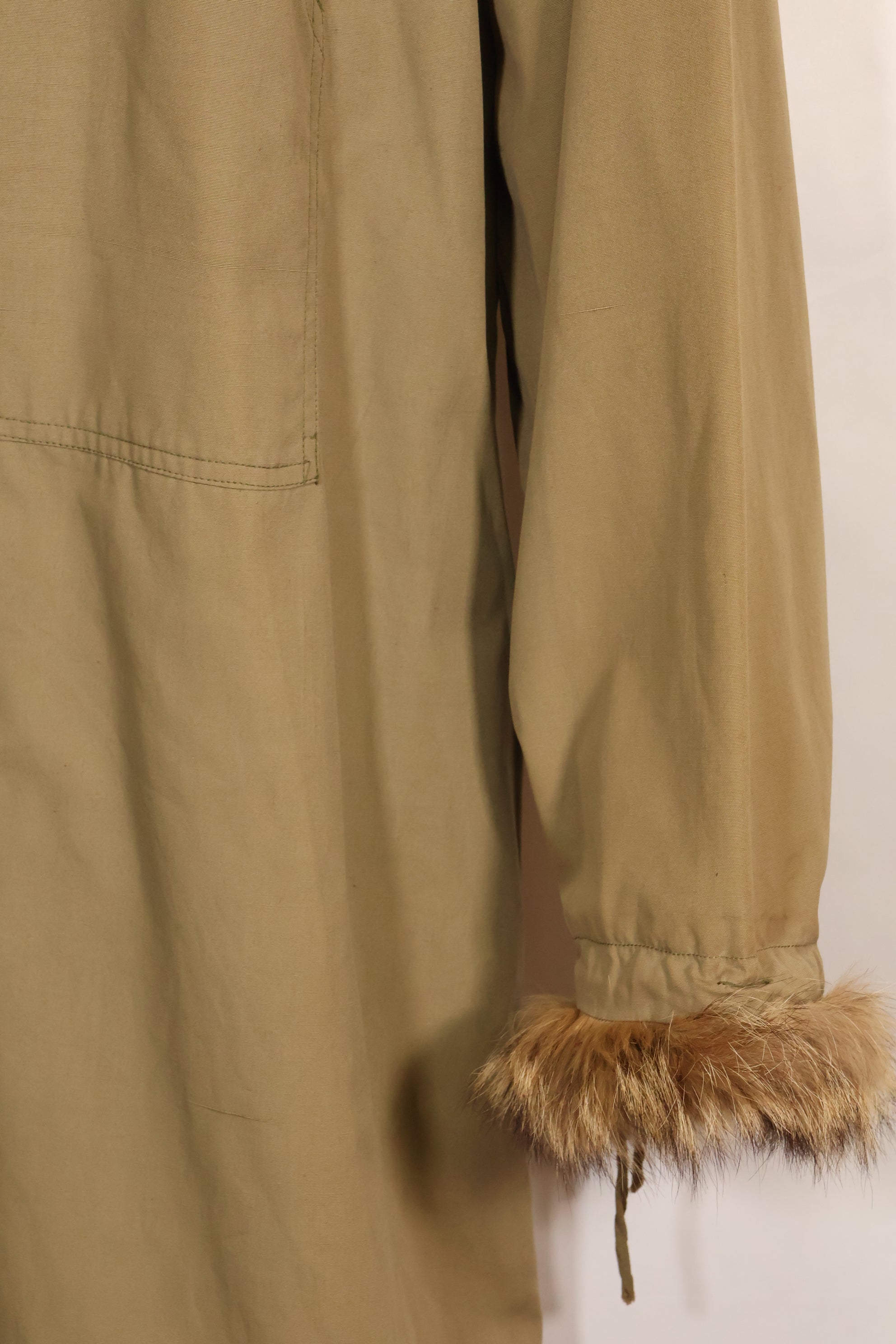 1940's Deadstock U.S. Army M1942 Snow Parka with original size tag, never used.