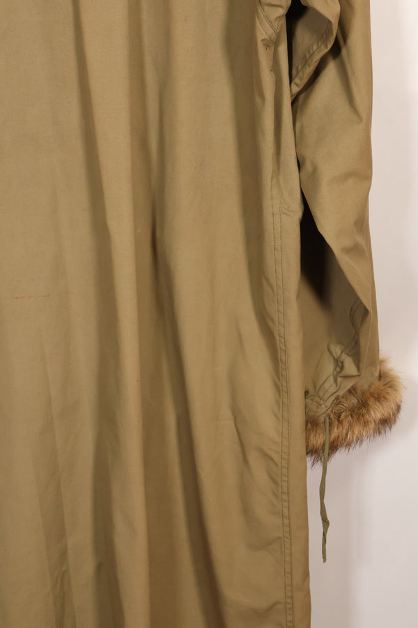 1940's Deadstock U.S. Army M1942 Snow Parka with original size tag, never used.