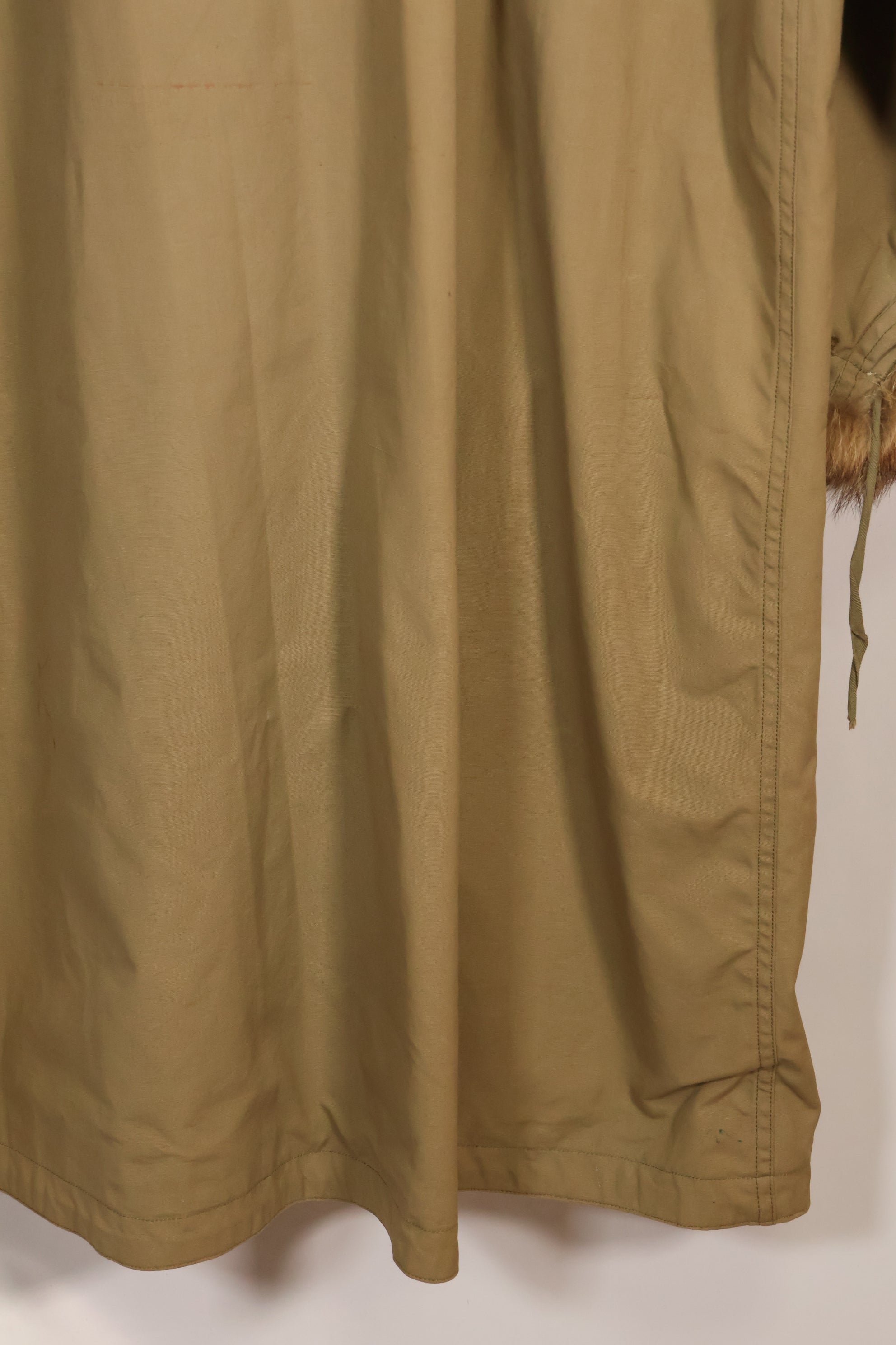 1940's Deadstock U.S. Army M1942 Snow Parka with original size tag, never used.