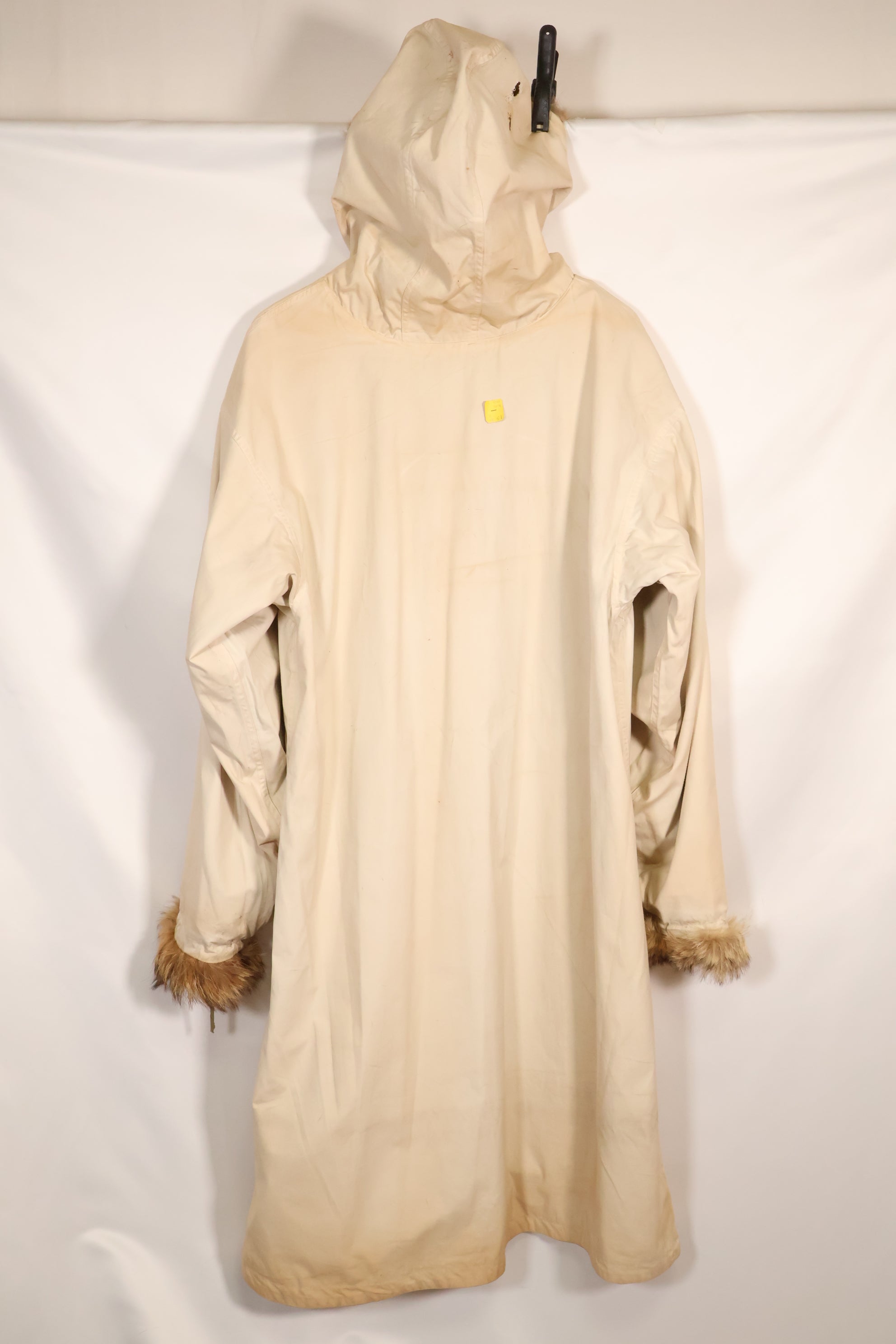 1940's Deadstock U.S. Army M1942 Snow Parka with original size tag, never used.