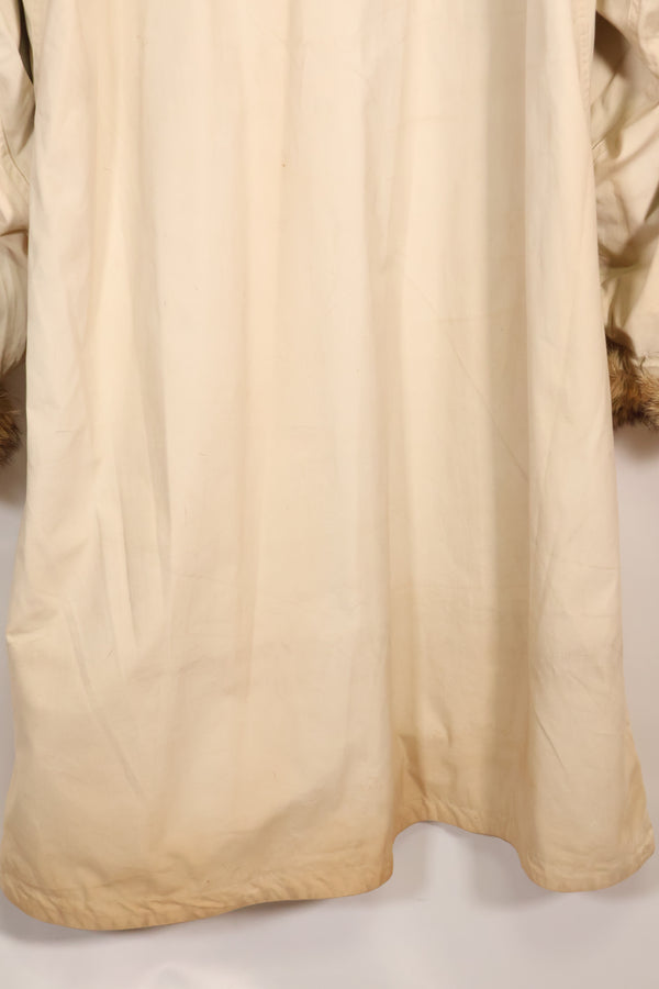 1940's Deadstock U.S. Army M1942 Snow Parka with original size tag, never used.