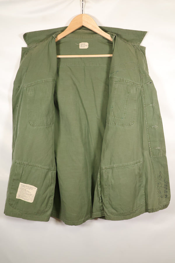 1968 Contract M-S 4th Model Jungle Fatigue Jacket, used, with US ARMY tape.