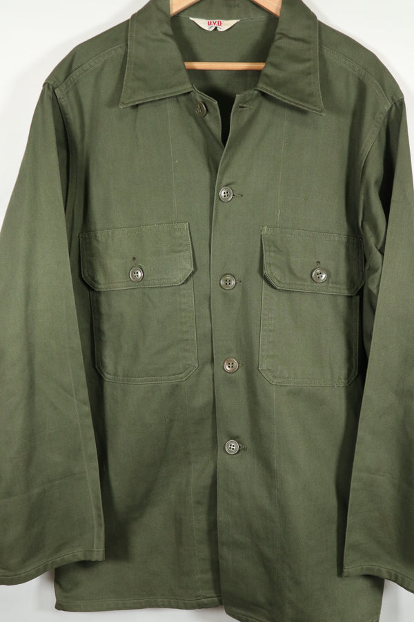 Real dead stock OG-107 utility shirt, civilian, size M.