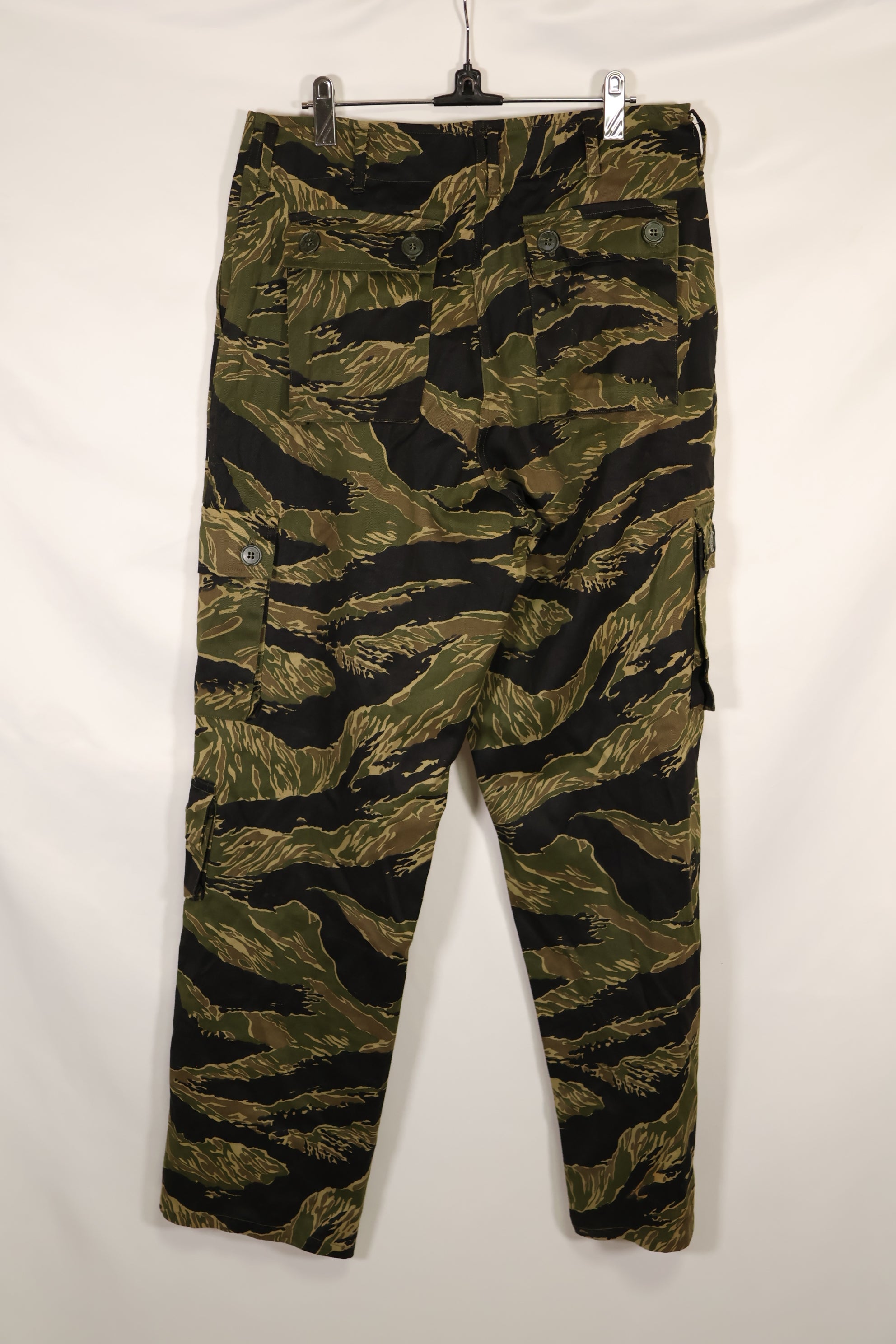 Real deadstock Okinawa Tiger Tiger stripe US cut pants US-S with Okinawa inspected stamp