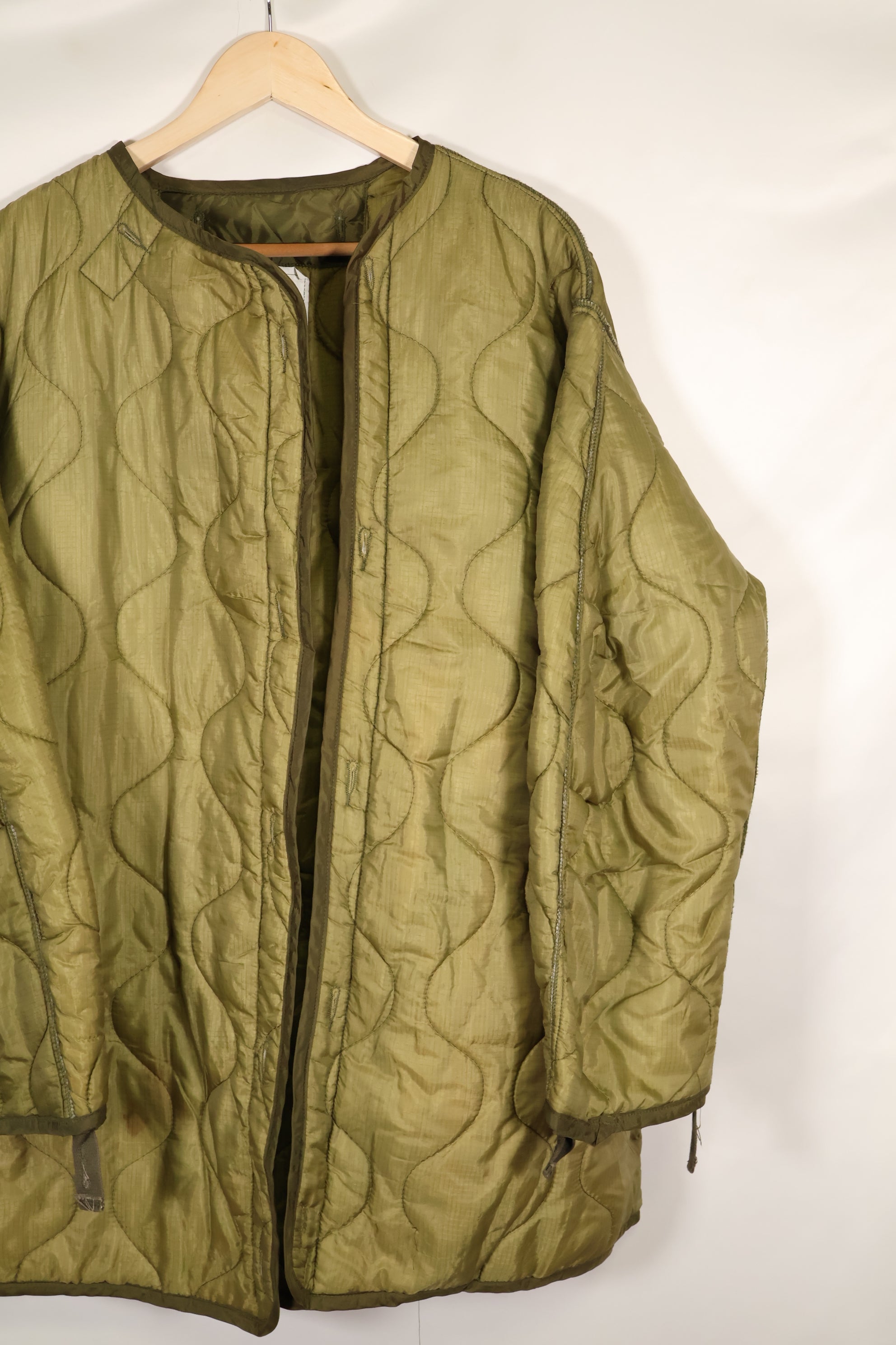 1982 contract MEDIUM M65 fishtail parka liner, good condition, used.