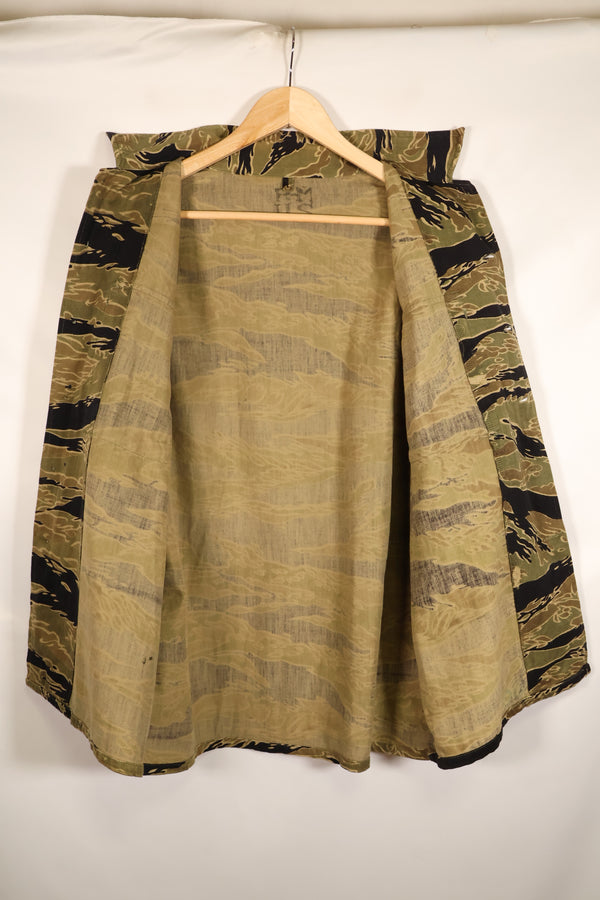 Late 1960s US-M Gold Tiger Tiger Stripe US-cut shirt, in good condition