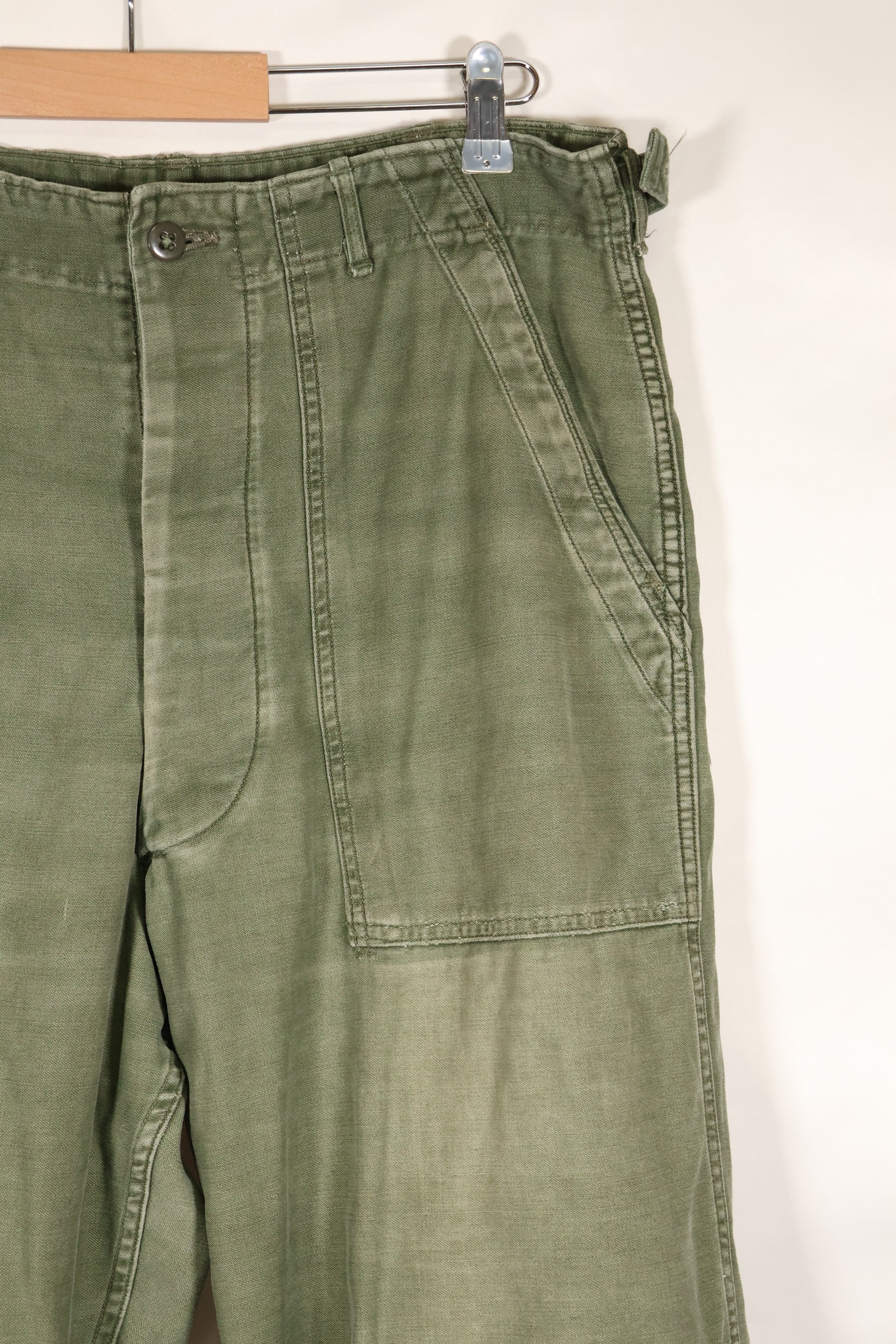 1961 contract, estimated size 36 OG-107 utility pants, baker pants, used.