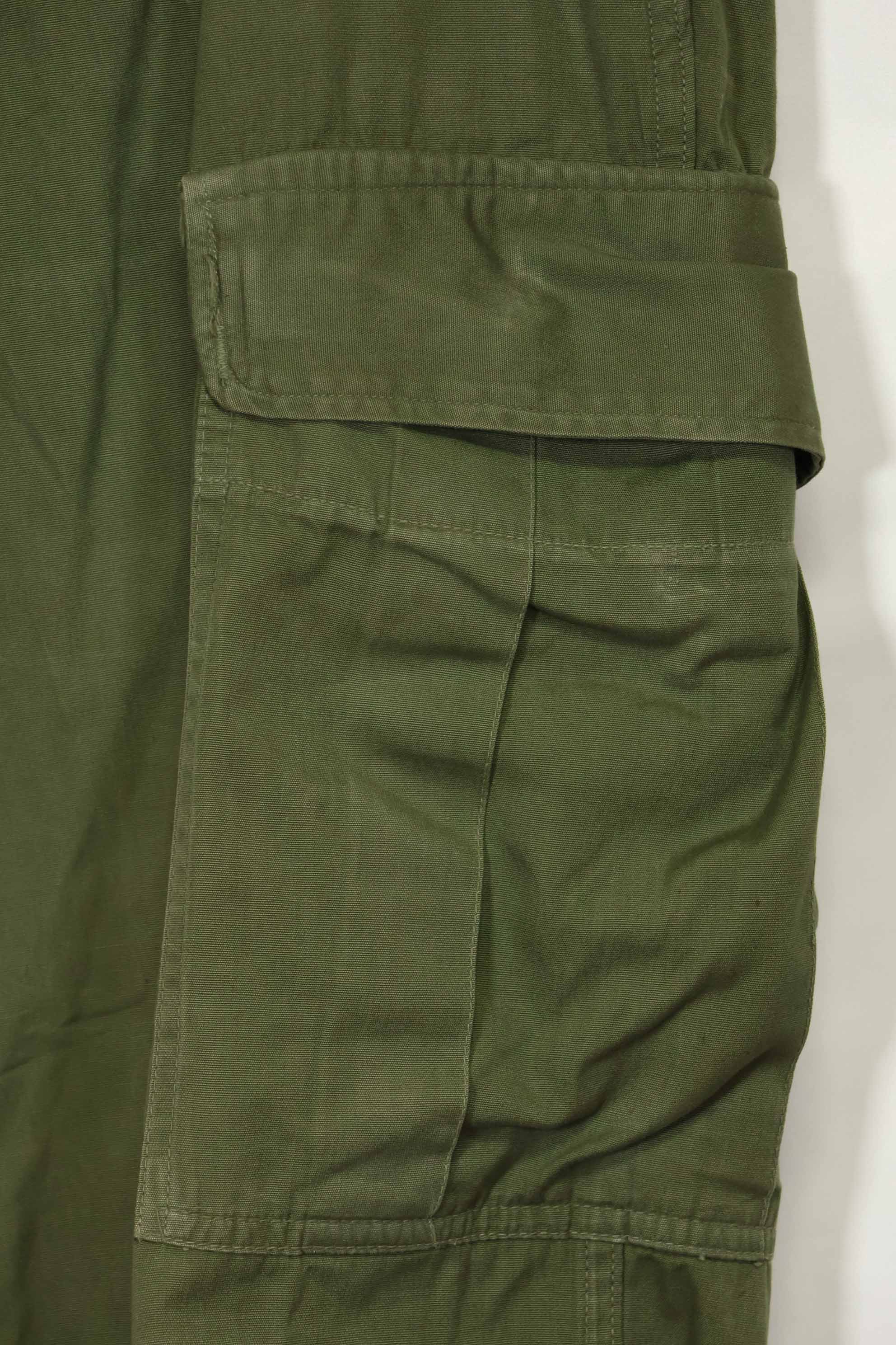 Estimated 1967 Contract 3rd Model Non Ripstop Jungle Fatigue Pants M-R Good Condition Used