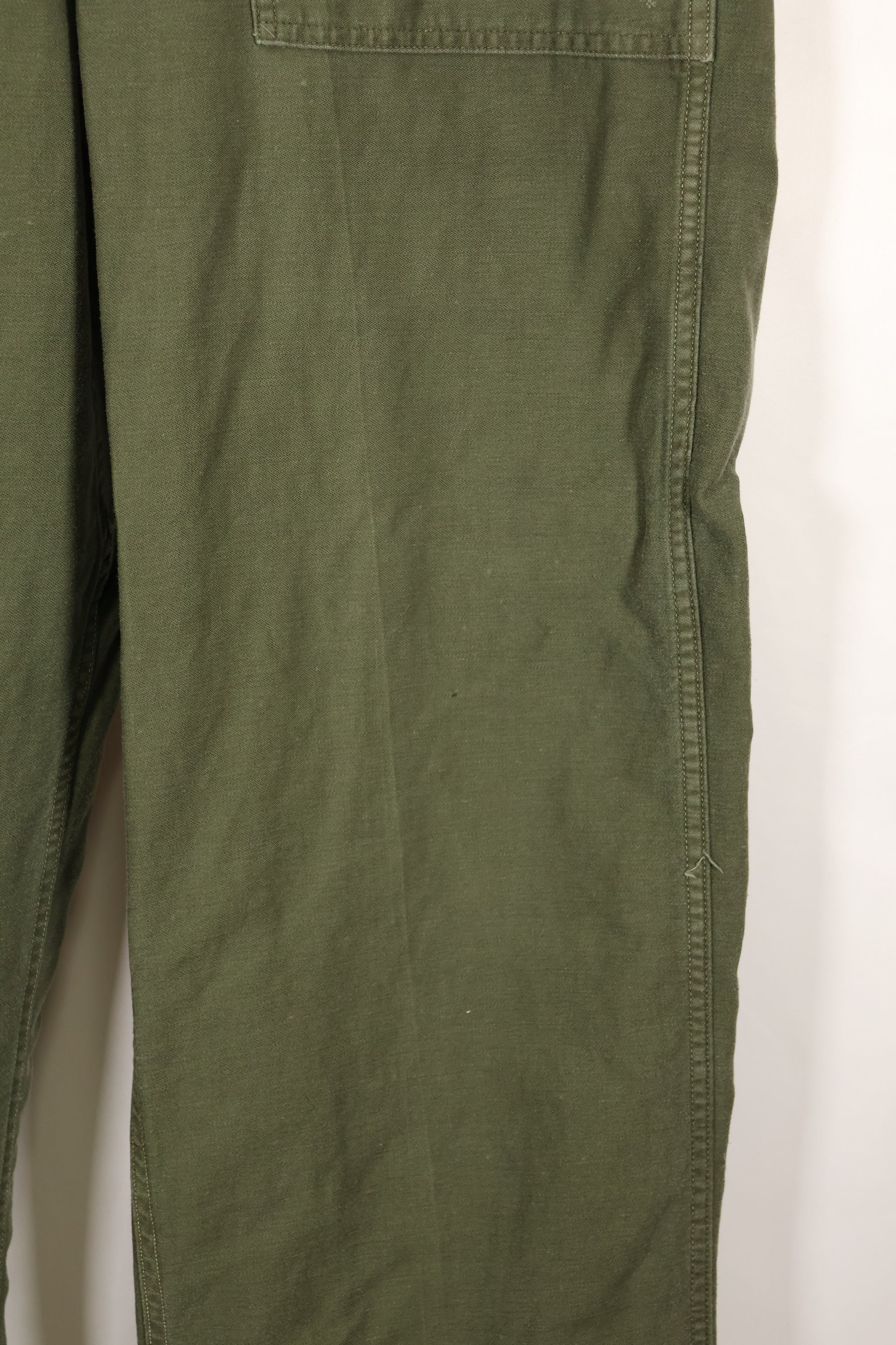 Early 1960s, estimated 34 OG-107 utility pants, baker pants, used.