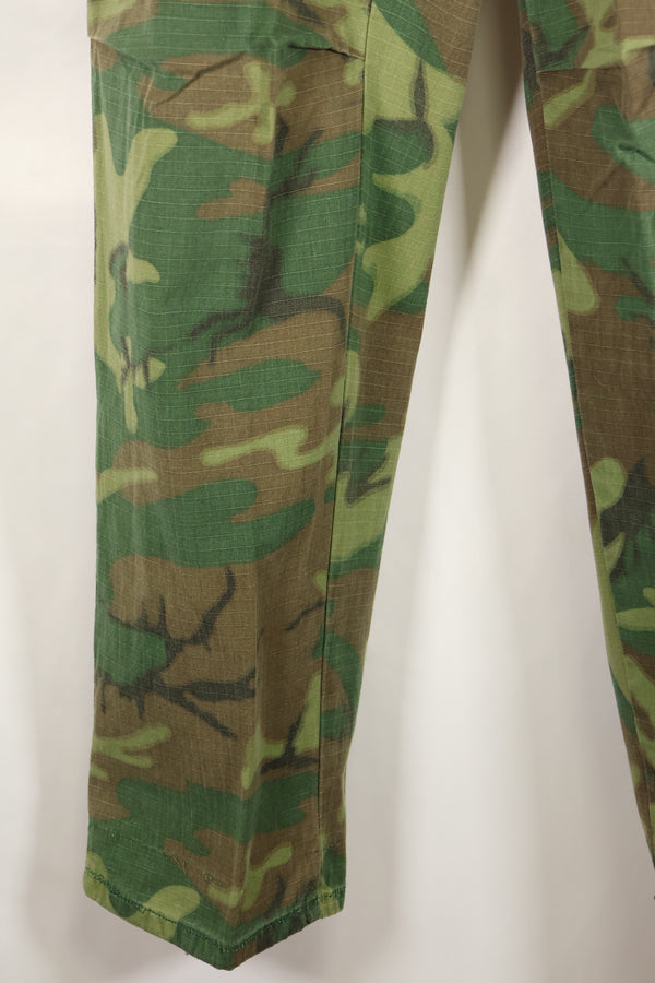 1968 contract missing size tag Ripstop ERDL camouflage Fatigue pants, used.