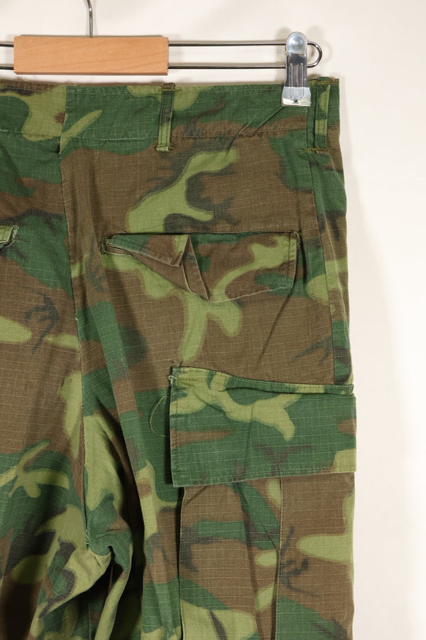 1968 contract missing size tag Ripstop ERDL camouflage Fatigue pants, used.