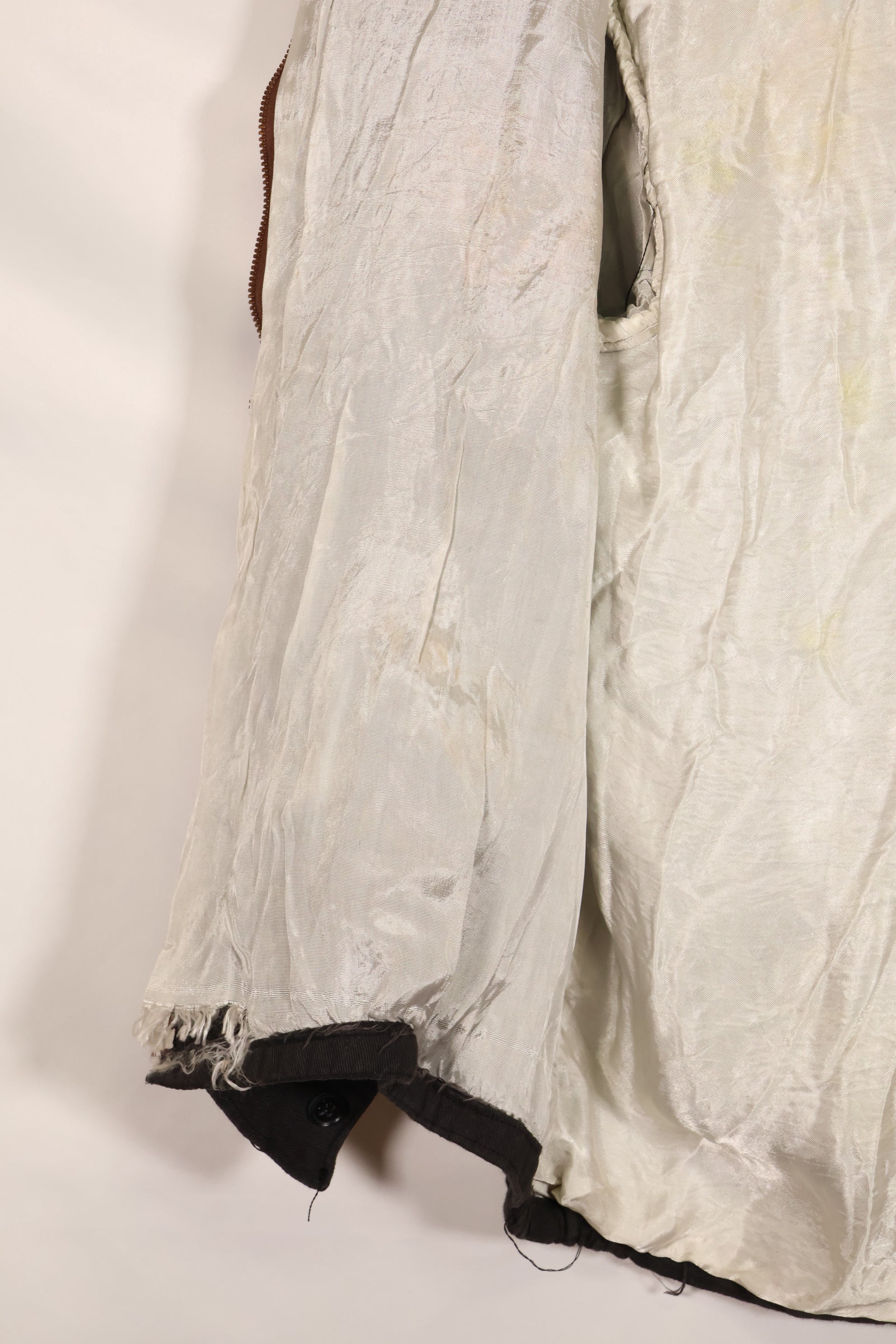 1968-1969 Vietnam War Tour Jacket Viet Jean, good condition, used.