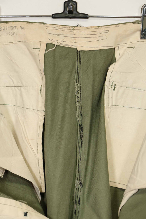 1940s-50s U.S. Army M45 cotton field pants with modified cargo pockets, airborne use, used, A