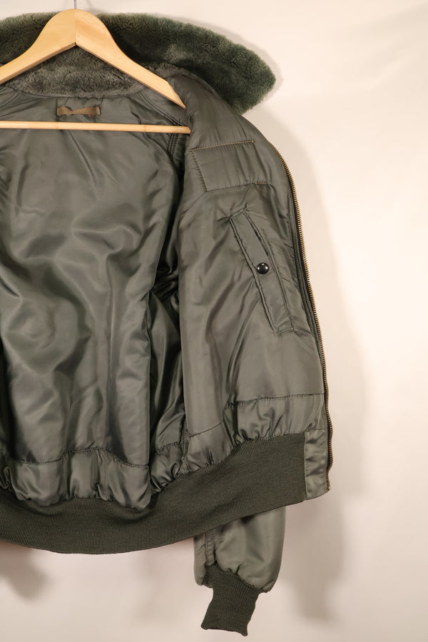 Early 1950s; Estimated size: LARGE or approximately 44; U.S. Air Force; B-15D; Intermediate Flight Jacket; Used