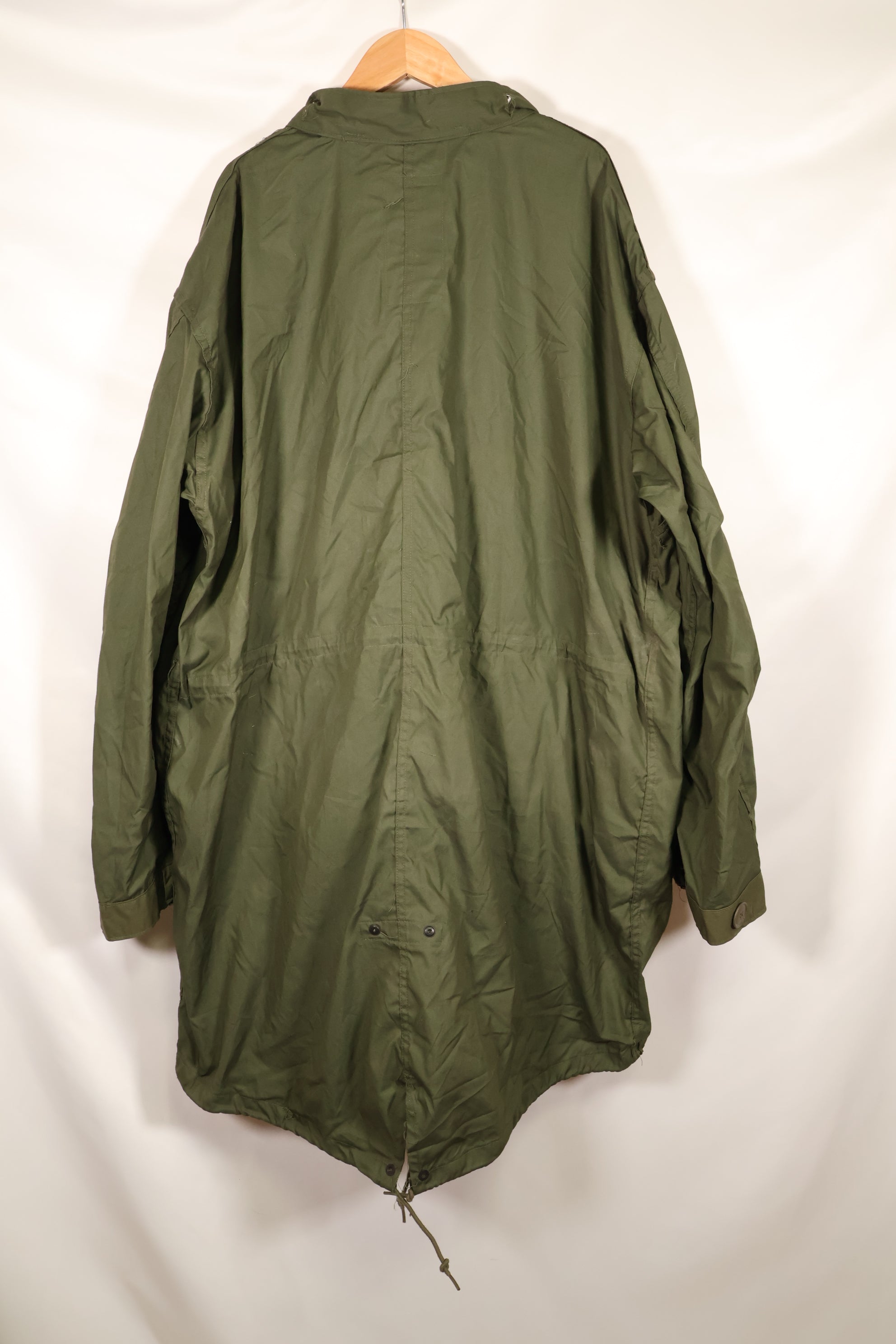 1983 Contract MEDIUM M65 Field Parka Fishtail Parka, almost unused, shell only.