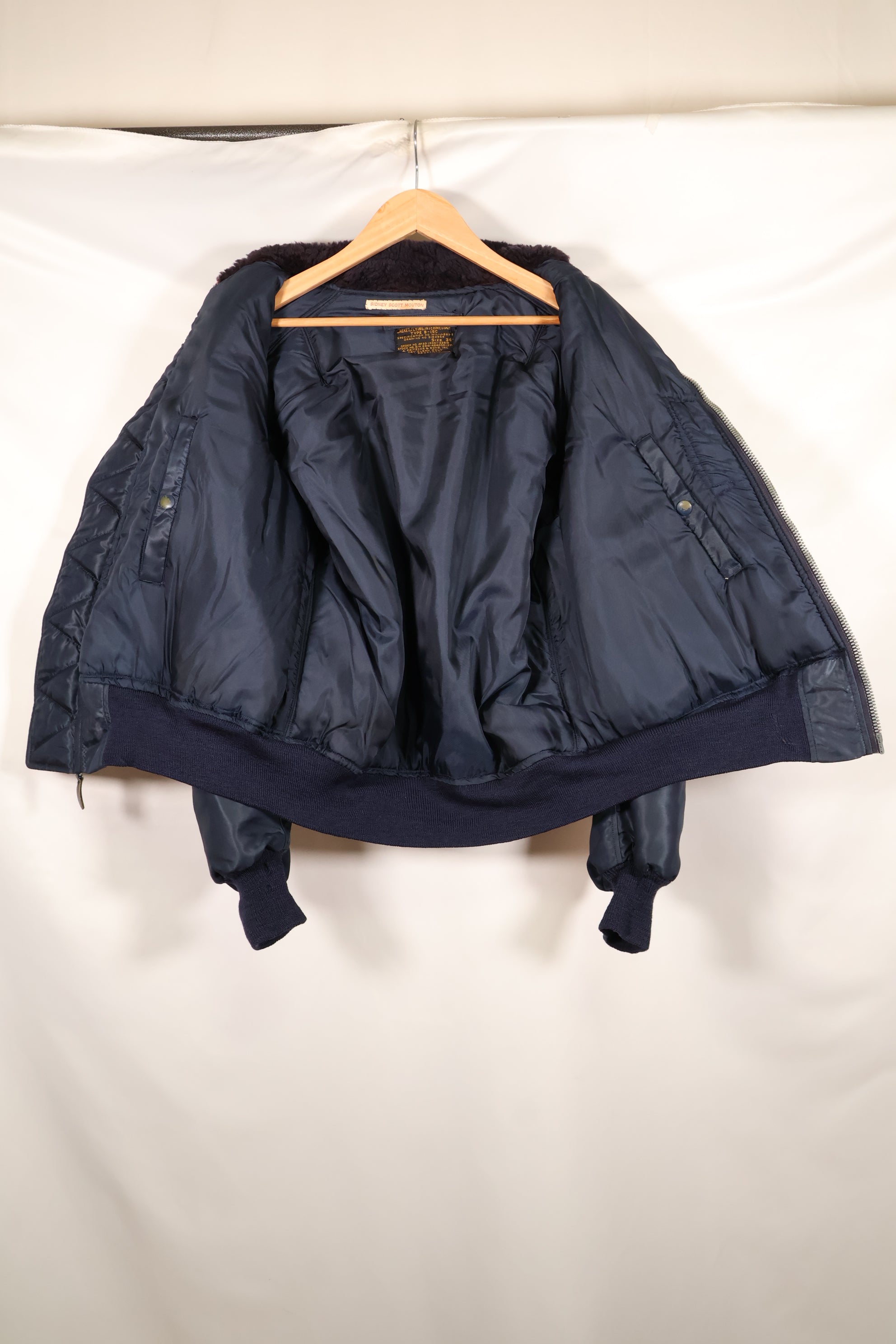 Early 1950s 38 USAF B-15C Flight Jacket Intermediate Zone Used